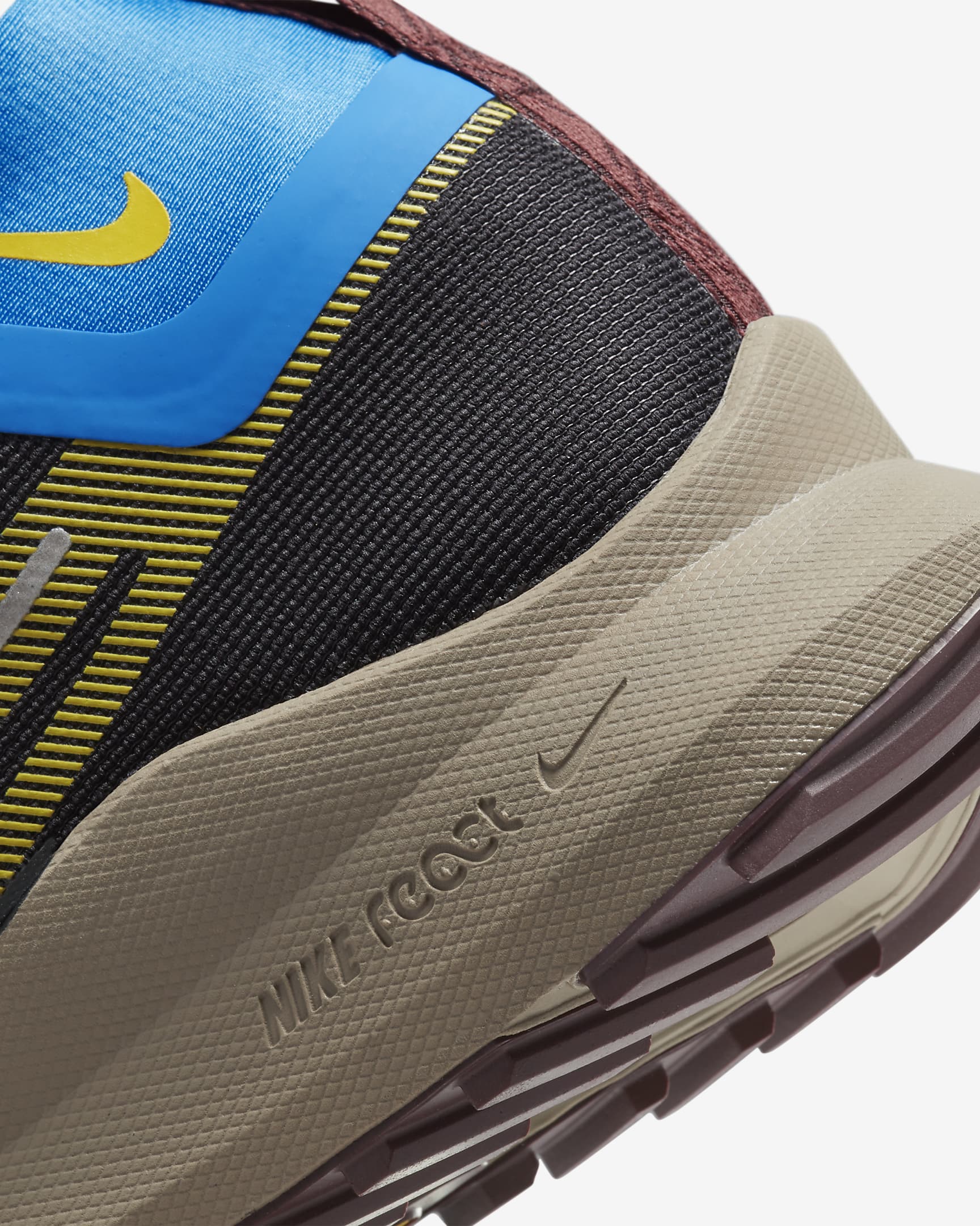 Nike Pegasus Trail 4 GORE-TEX Men's Waterproof Trail-Running Shoes. Nike BE