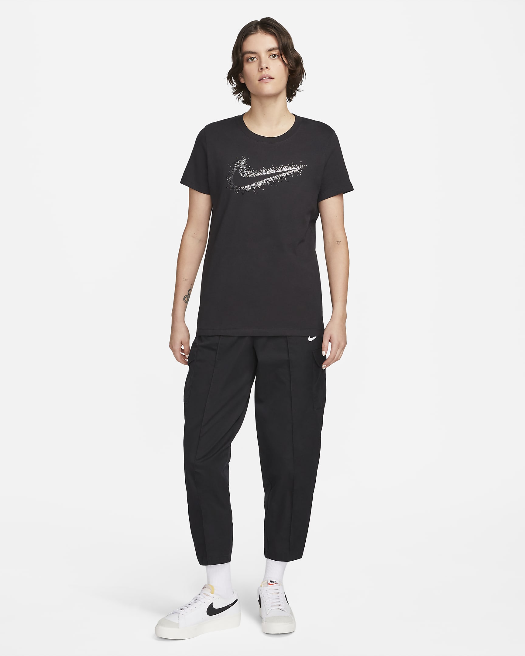 Nike Sportswear Swoosh Women's Graphic T-Shirt - Black