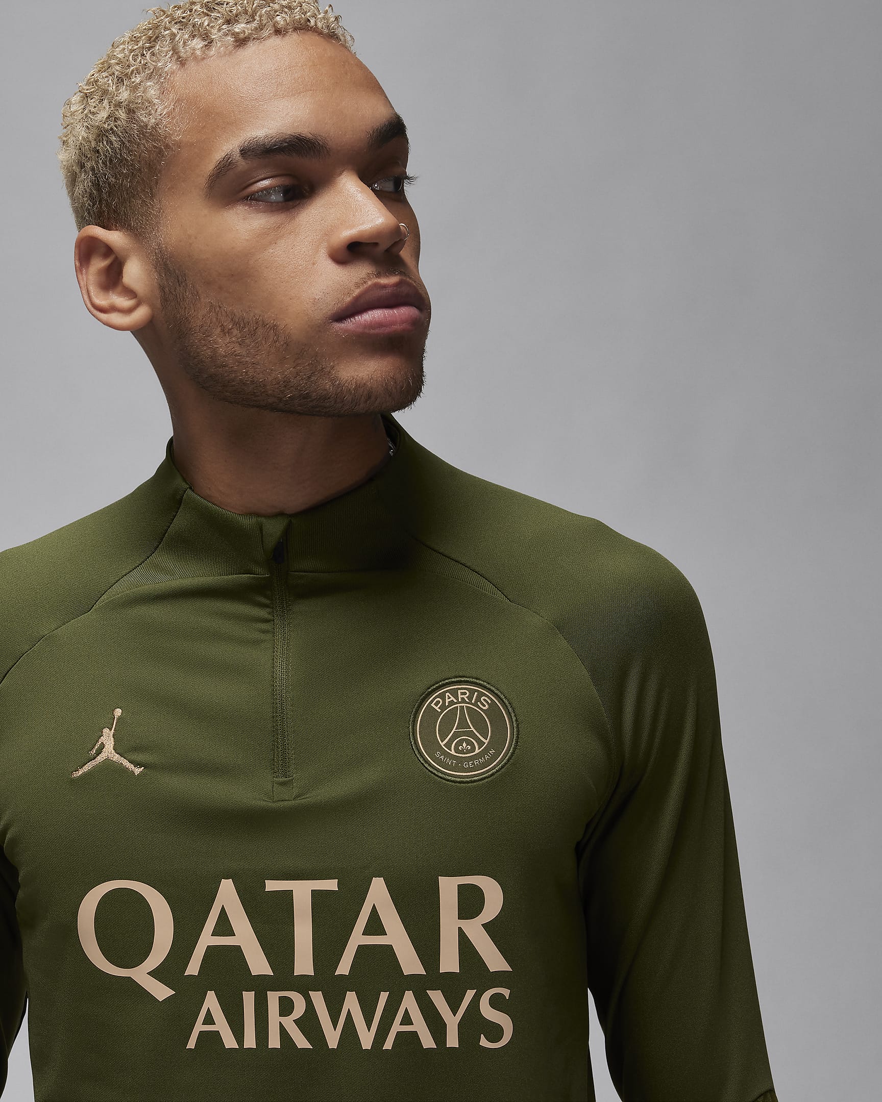 Paris Saint-Germain Strike Fourth Jordan Dri-FIT-Fußball-Drill-Oberteil für Herren - Rough Green/Rough Green/Dark Obsidian/Hemp