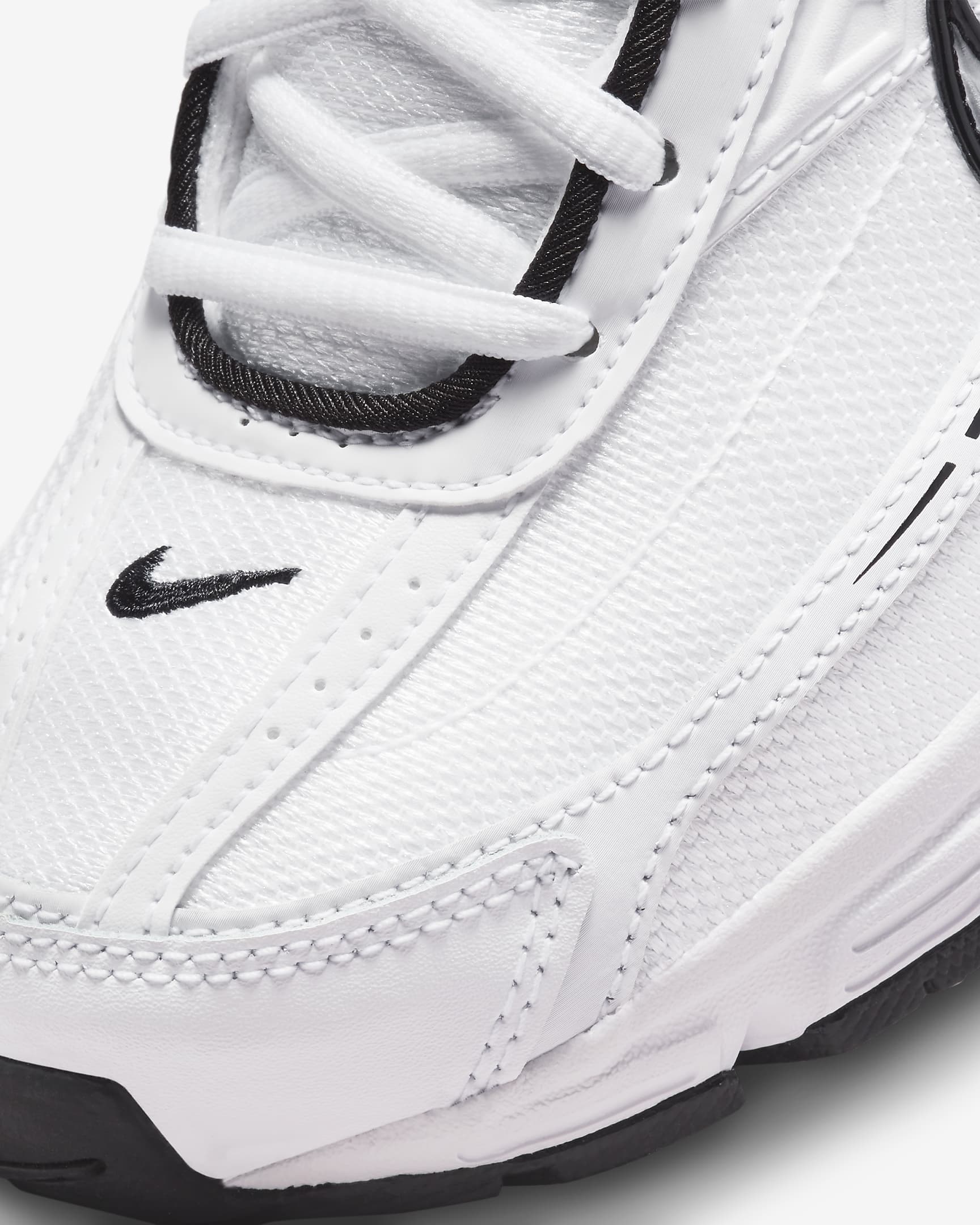 Tenis para mujer Nike Initiator - Blanco/Blanco/Negro/Plata metalizado