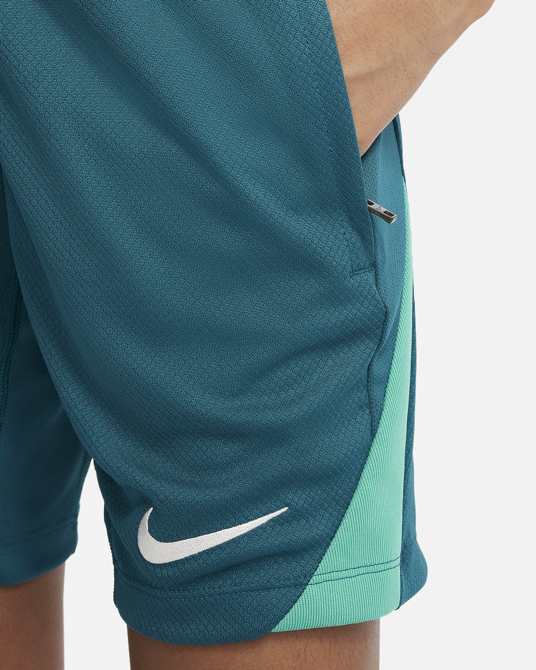 Portugal Strike Older Kids' Nike Dri-FIT Football Knit Shorts - Geode Teal/Kinetic Green/Sail