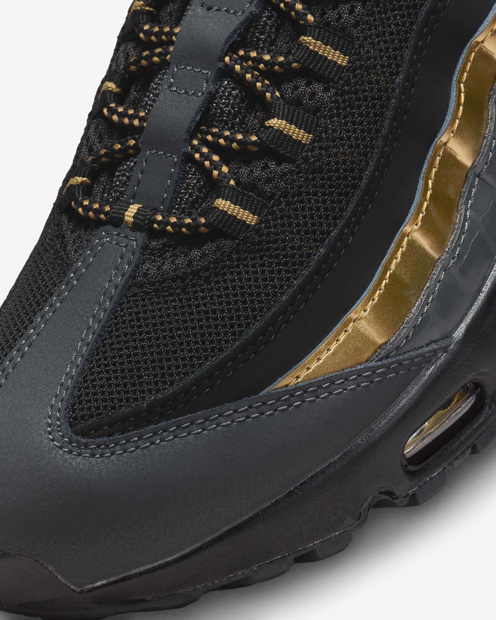 Nike Air Max 95 Premium Men's Shoe - Black/Metallic Gold/Anthracite/Black