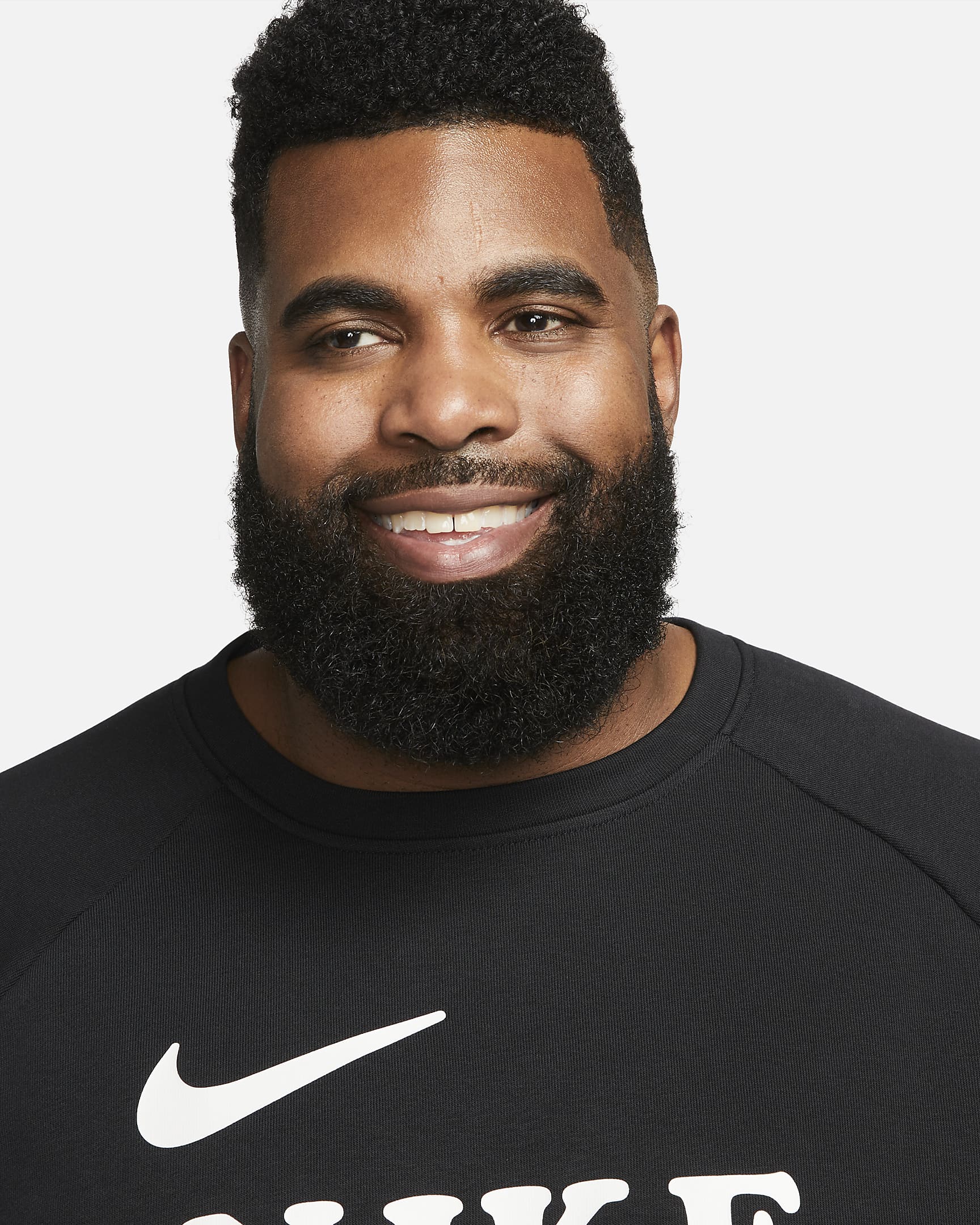 Nike DriFIT Men's LongSleeve Fitness Top. Nike BE