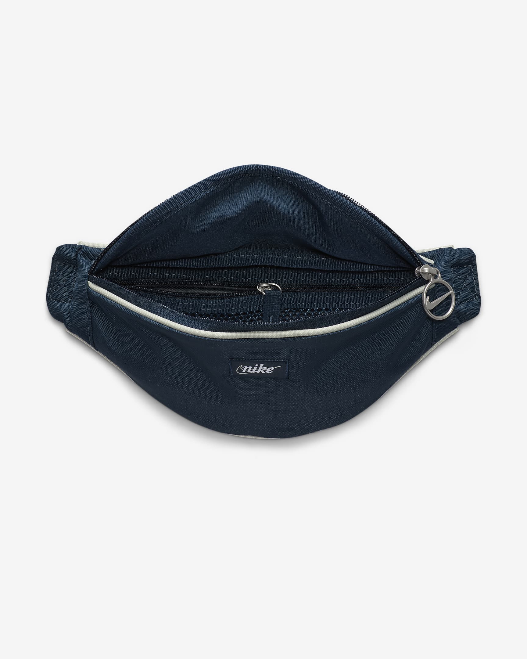 Nike Heritage Retro-Gürteltasche (klein, 1 l) - Armory Navy/Sea Glass/Weiß