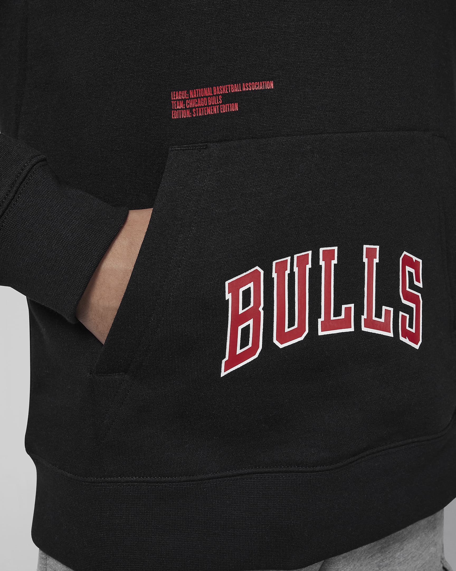 Chicago Bulls Courtside Statement Edition Older Kids' Jordan NBA Fleece Pullover Hoodie - Black