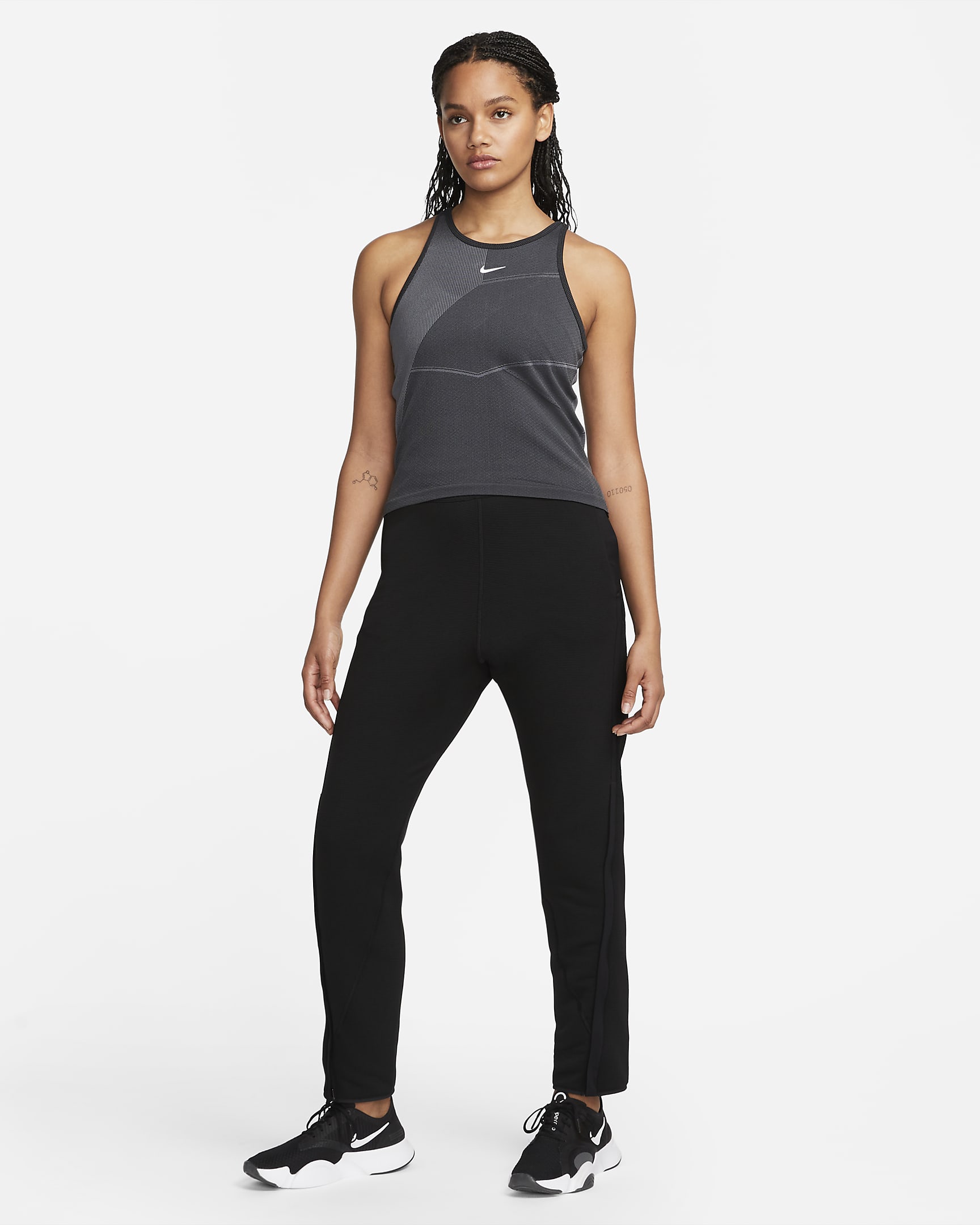 Nike Dri-FIT ADV Aura Women's Slim-Fit Training Tank Top. Nike.com