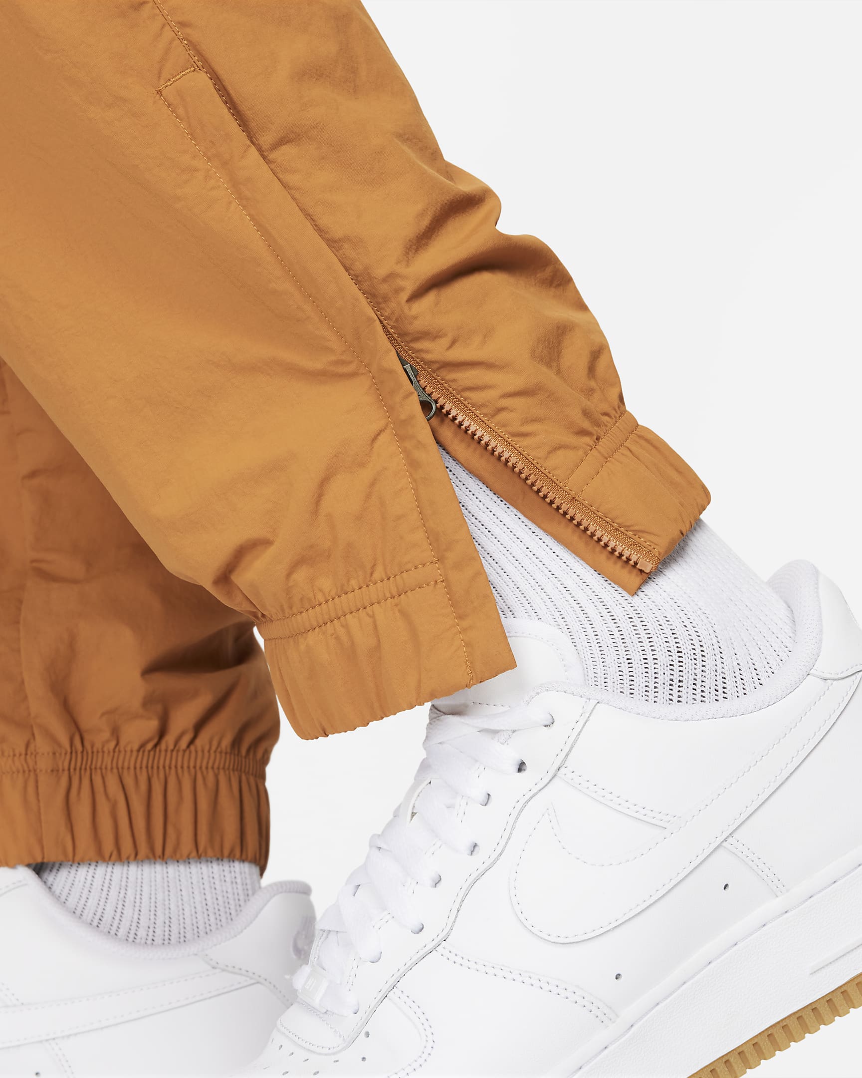 Nike Sportswear Solo Swoosh Men's Tracksuit Bottoms. Nike LU