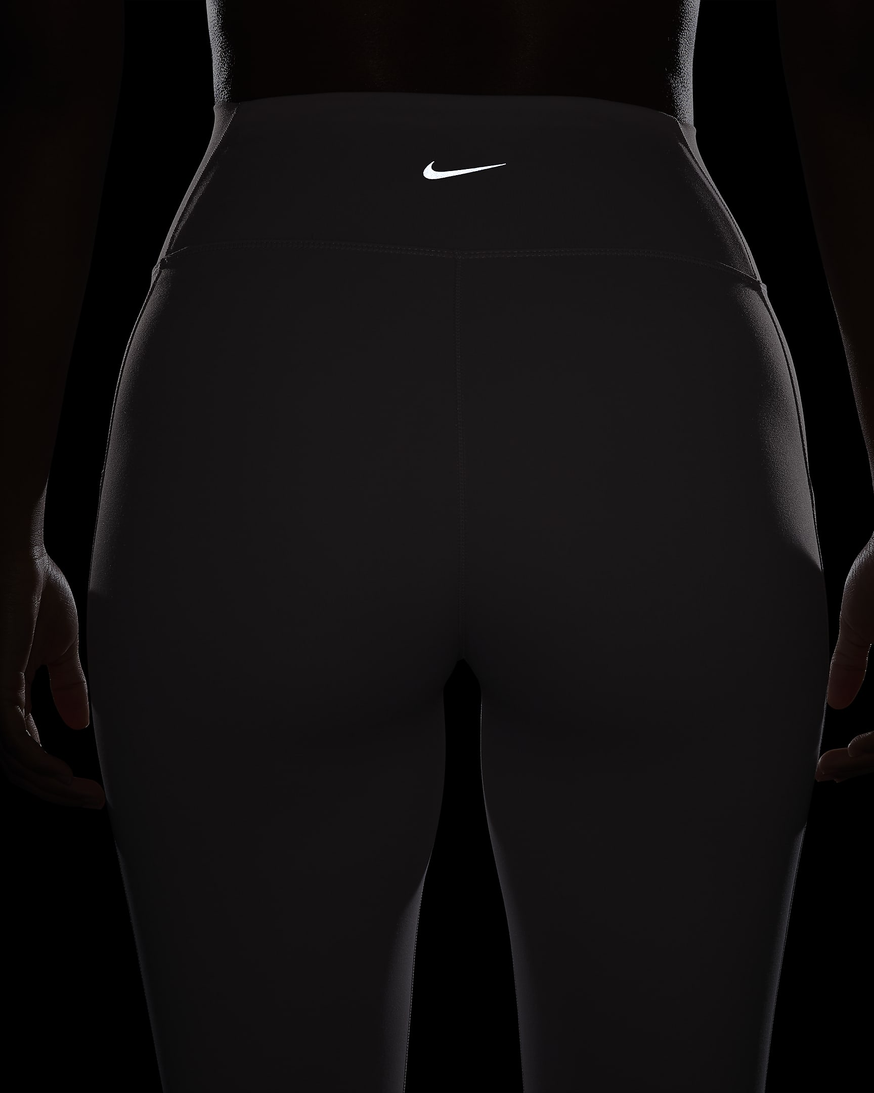 Leggings tiro alto de 7/8 con bolsillos para mujer Nike One - Violeta platino/Negro