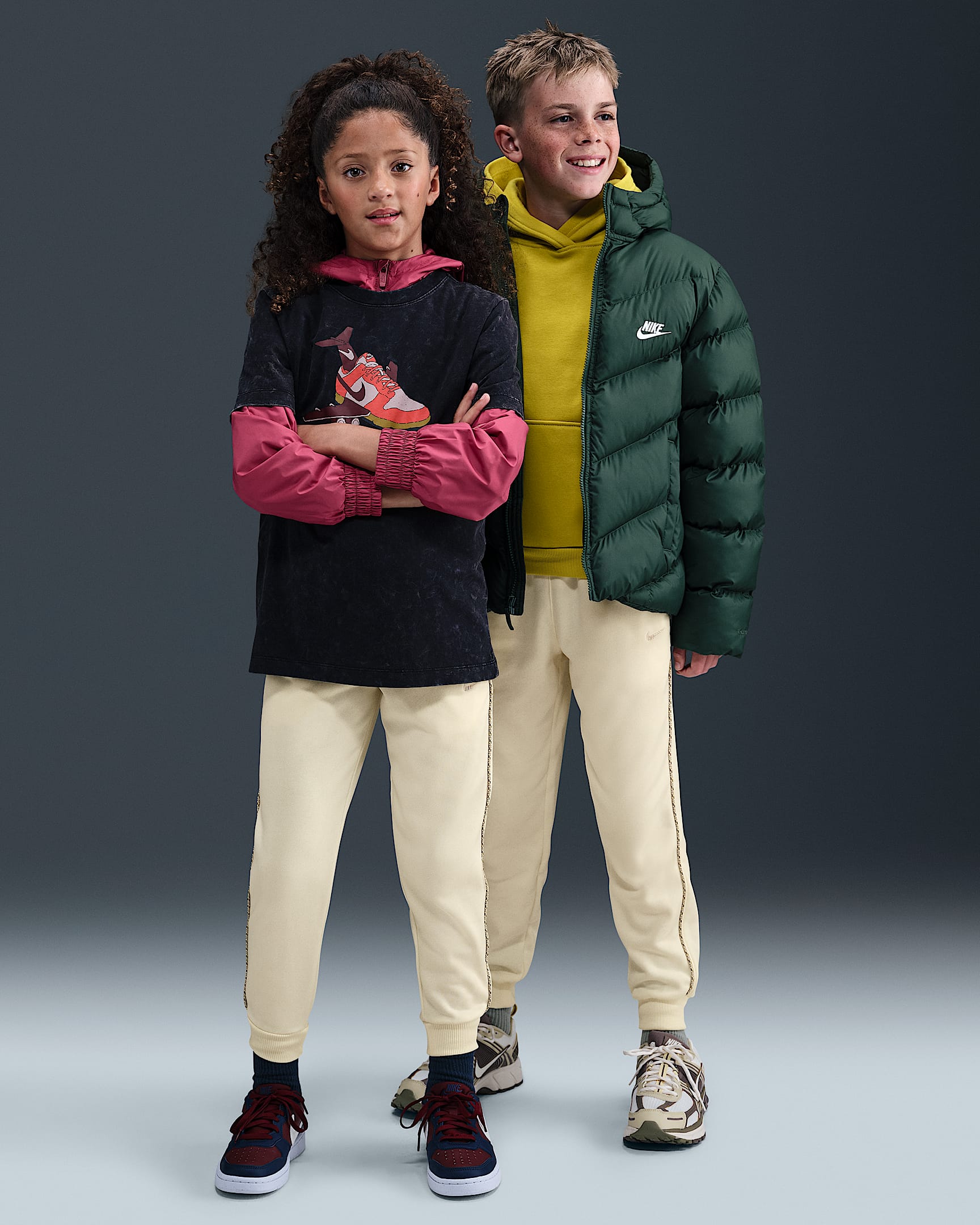 Nike Sportswear Club Big Kids' French Terry Joggers - Soft Pearl/Light Orewood Brown