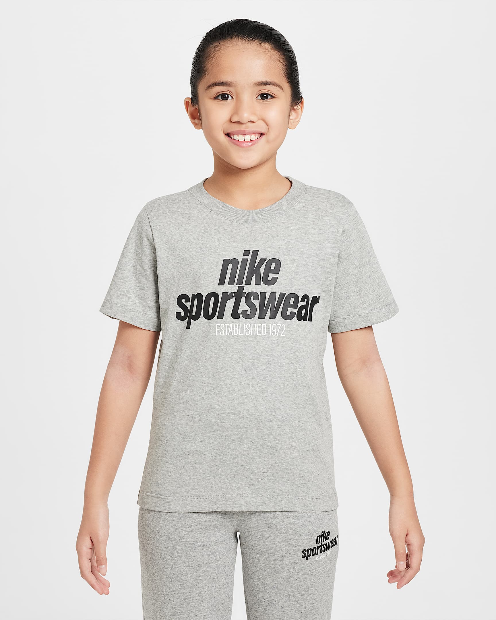 Nike Sportswear Older Kids' T-Shirt - Dark Grey Heather