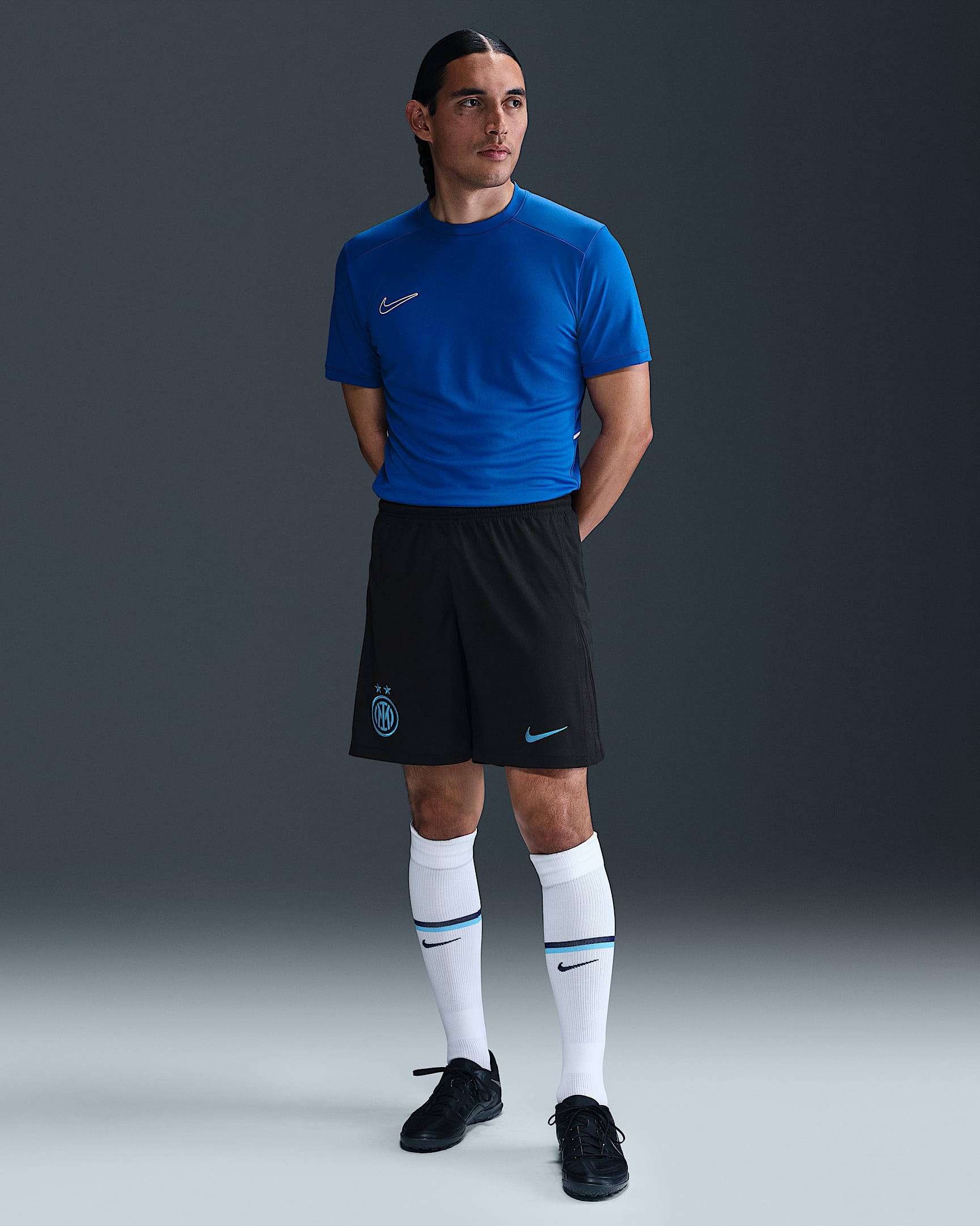Inter Milan 2025/26 Stadyum İç Saha Nike Dri-FIT Erkek Futbol Taraftar Şortu - Siyah/Chlorine Blue