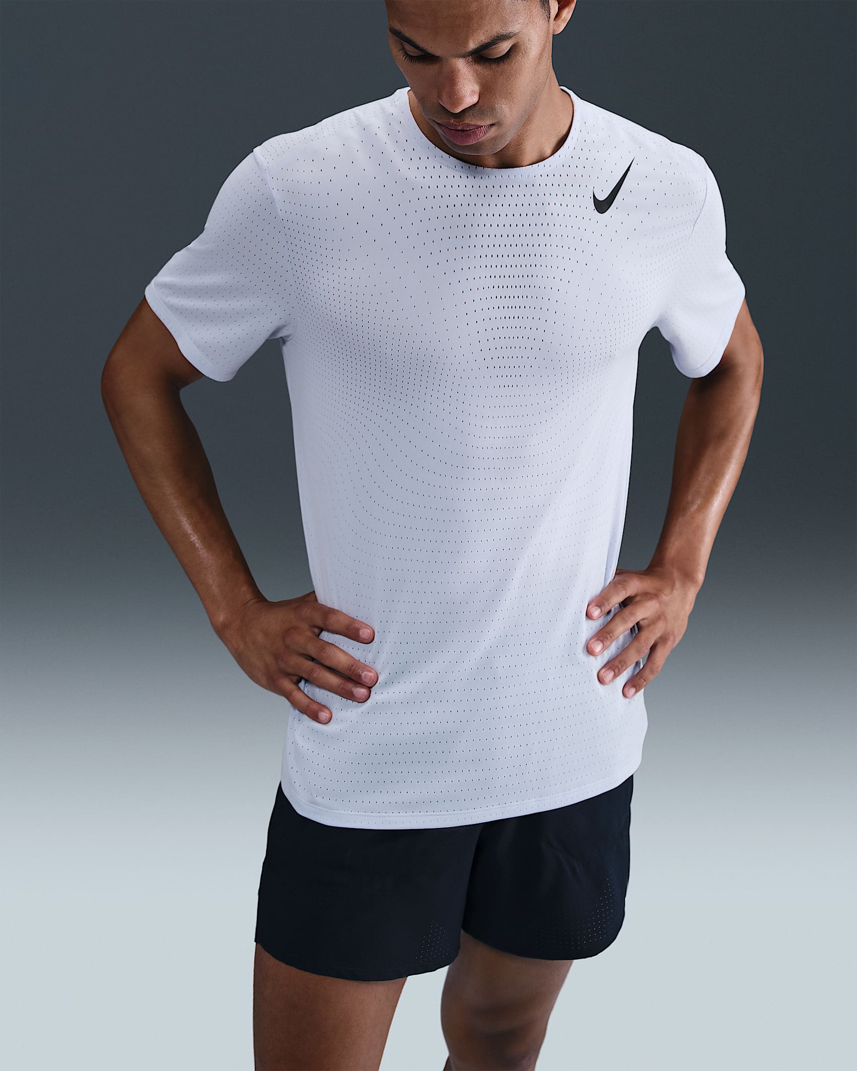Nike AeroSwift Men's Dri-FIT ADV Short-Sleeve Running Top - Ghost/Black