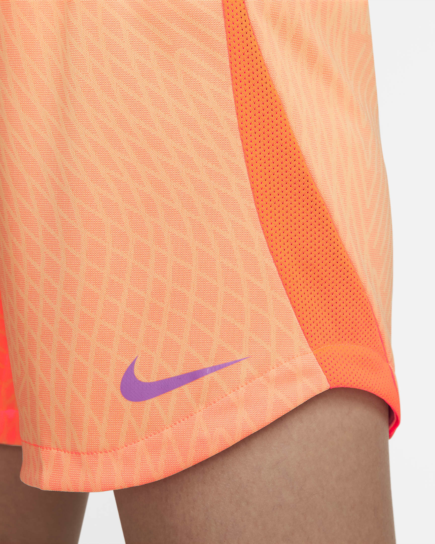 nike womens football shorts