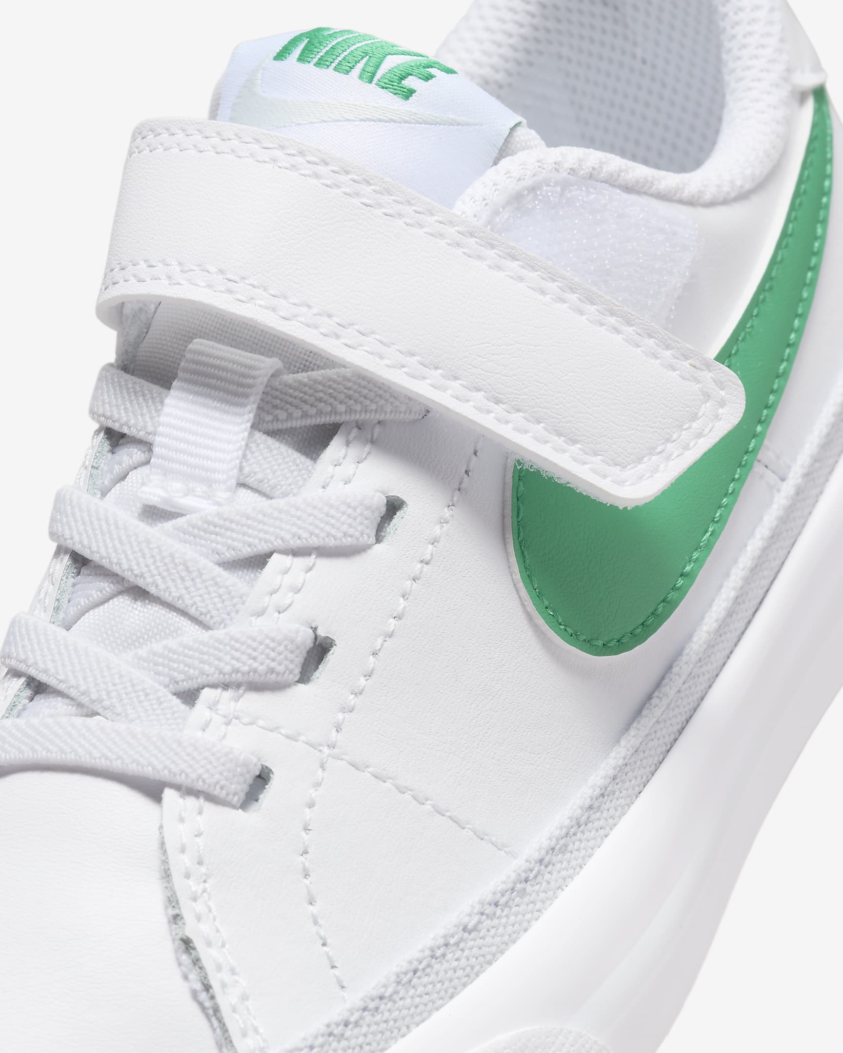 NikeCourt Legacy Younger Kids' Shoes - White/Football Grey/Stadium Green