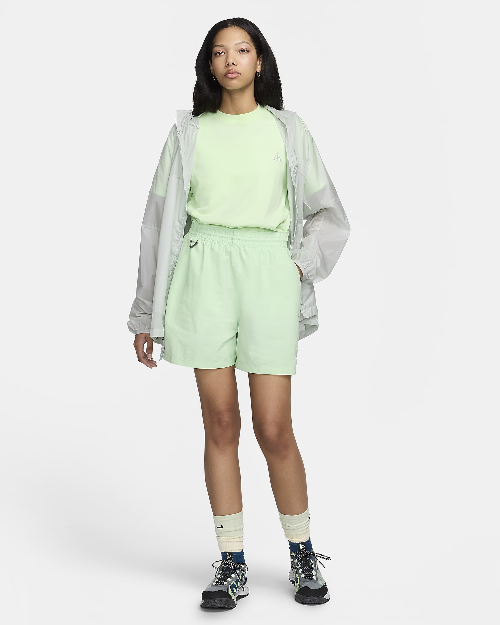 Nike ACG Women's 12.5cm (approx.) Shorts - Vapour Green/Summit White