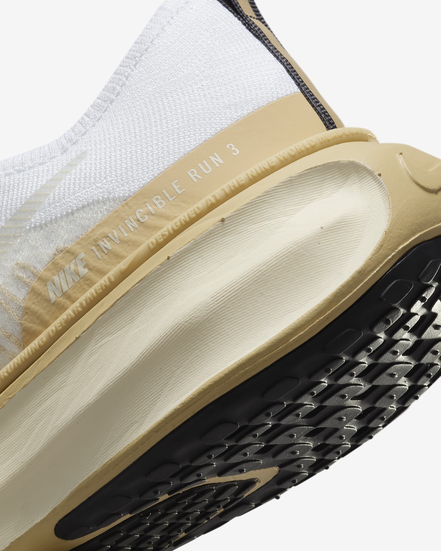 Scarpa da running su strada Nike Invincible 3 – Uomo - Bianco/Sesame/Antracite/Coconut Milk