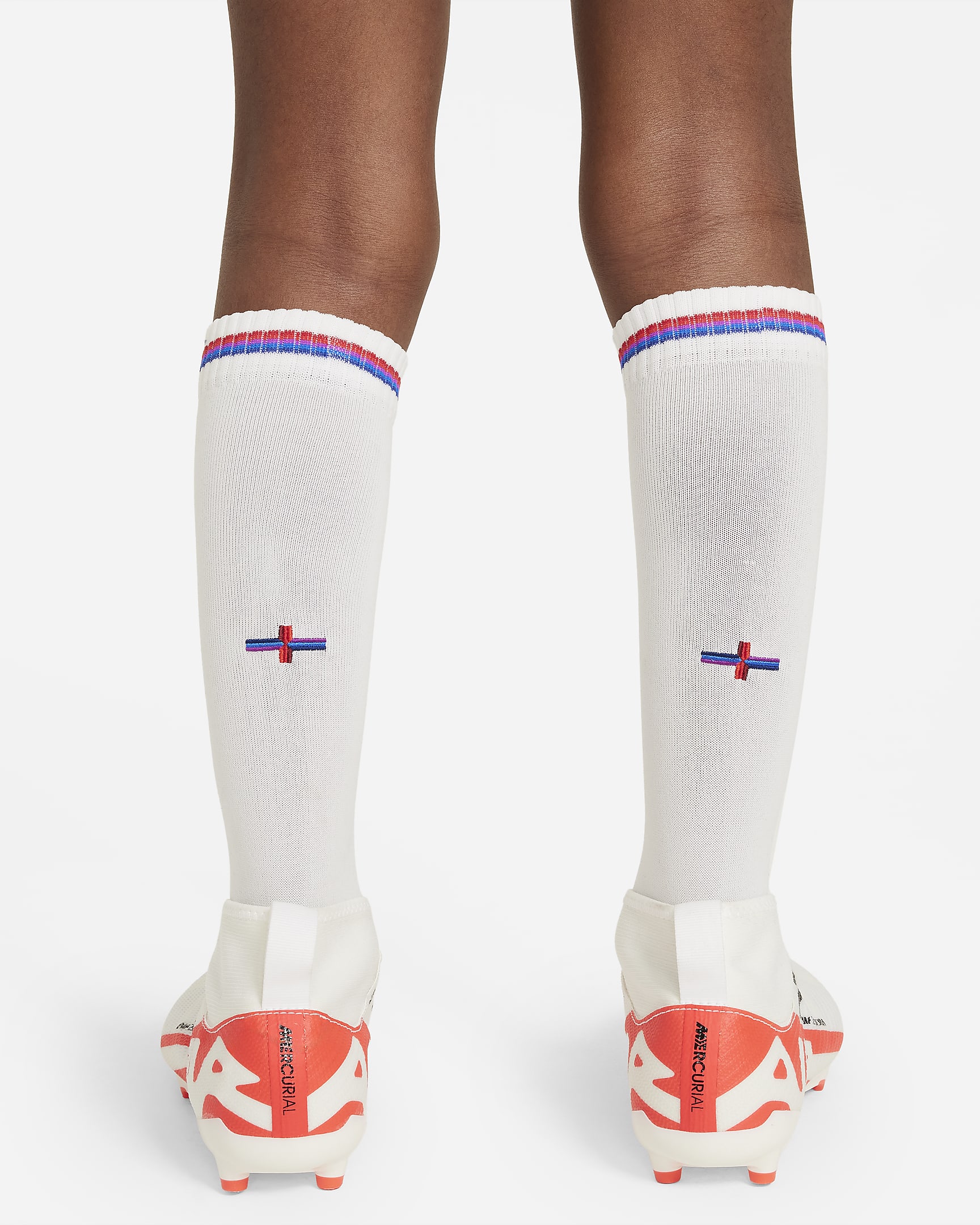 Conjunto de três peças de futebol de réplica Nike do equipamento principal Stadium Inglaterra 2024/25 para criança - Branco/Azul Void