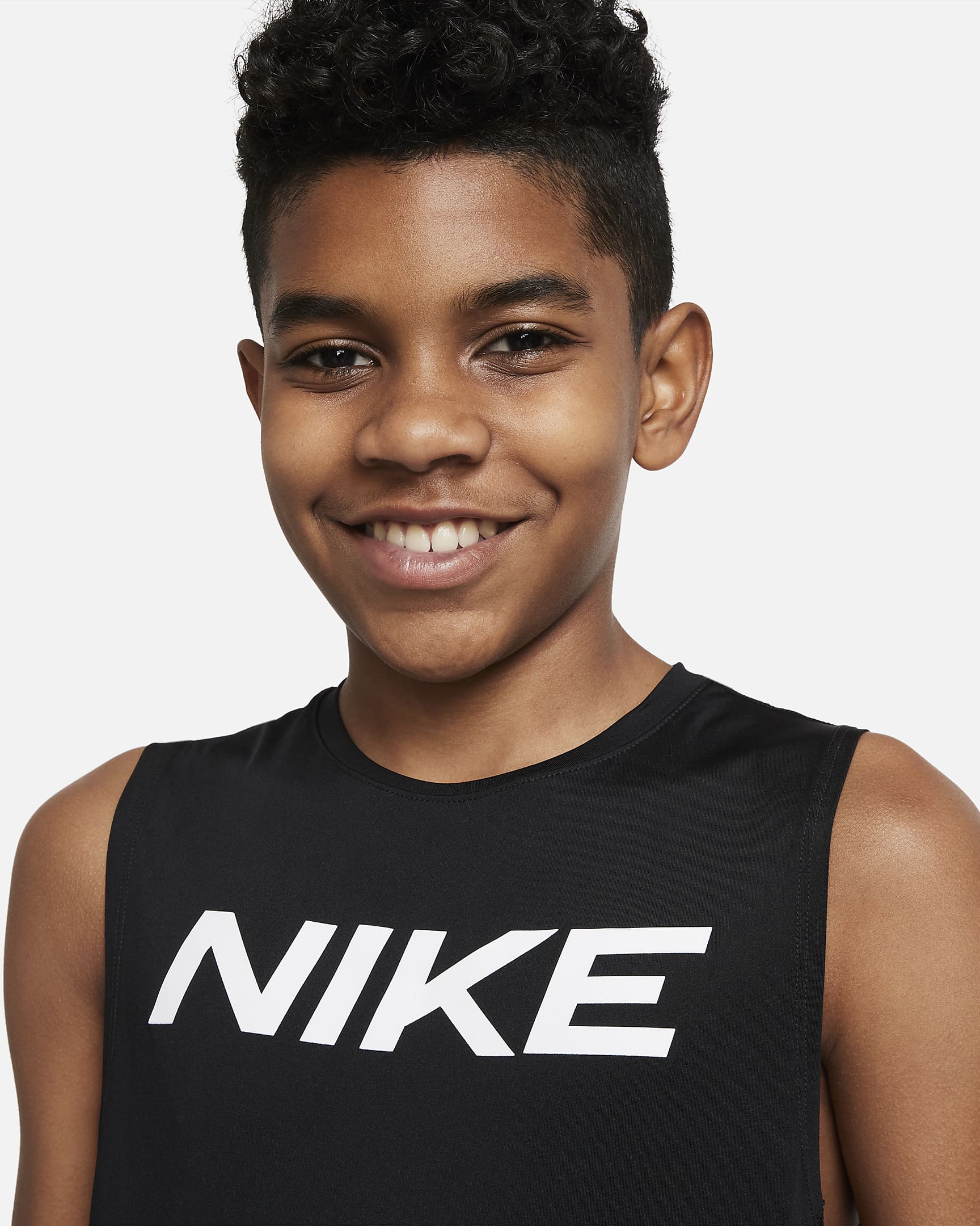 Nike Pro Older Kids' (Boys') Sleeveless Top. Nike UK