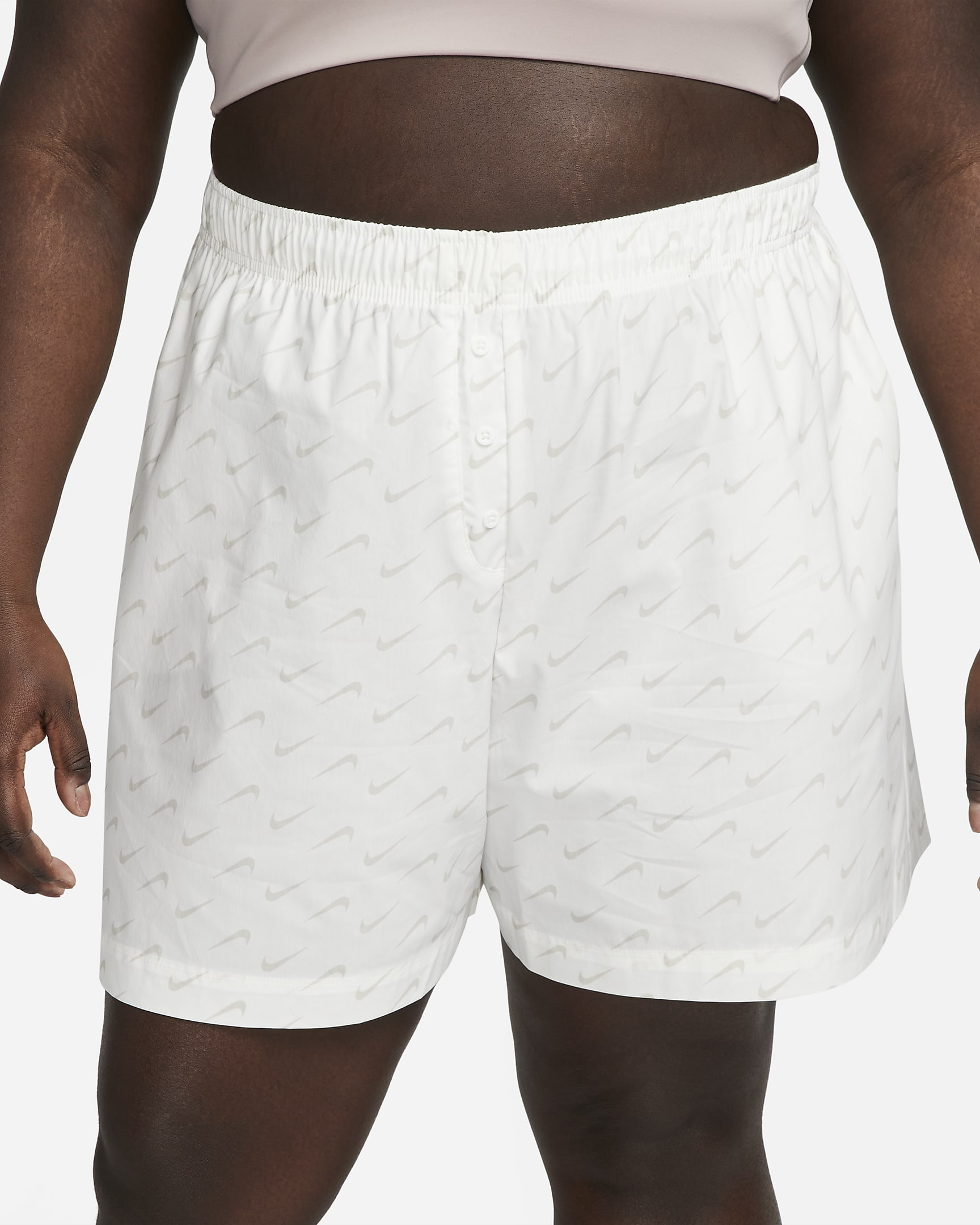 Nike Sportswear Everyday Modern Women's High-waisted Woven Shorts (Plus ...