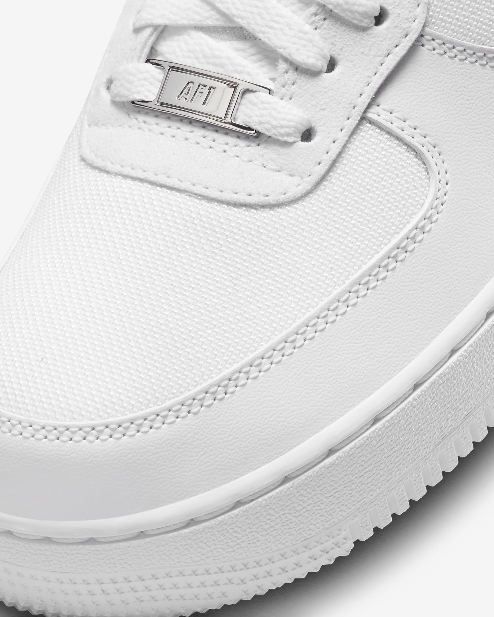 Nike Air Force 1 '07 LV8 Shoes.