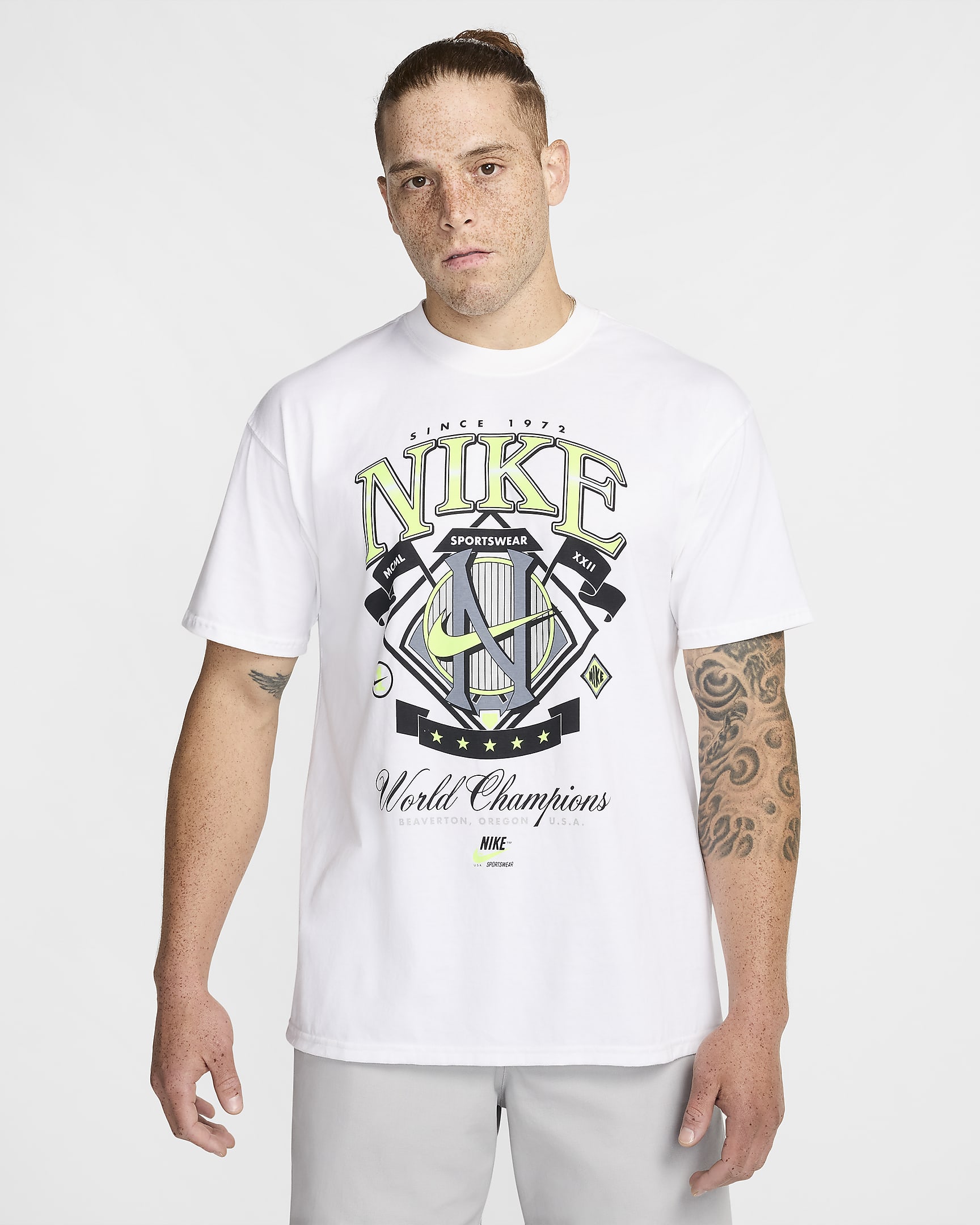 Nike Sportswear Men's Max90 T-Shirt - White/Volt