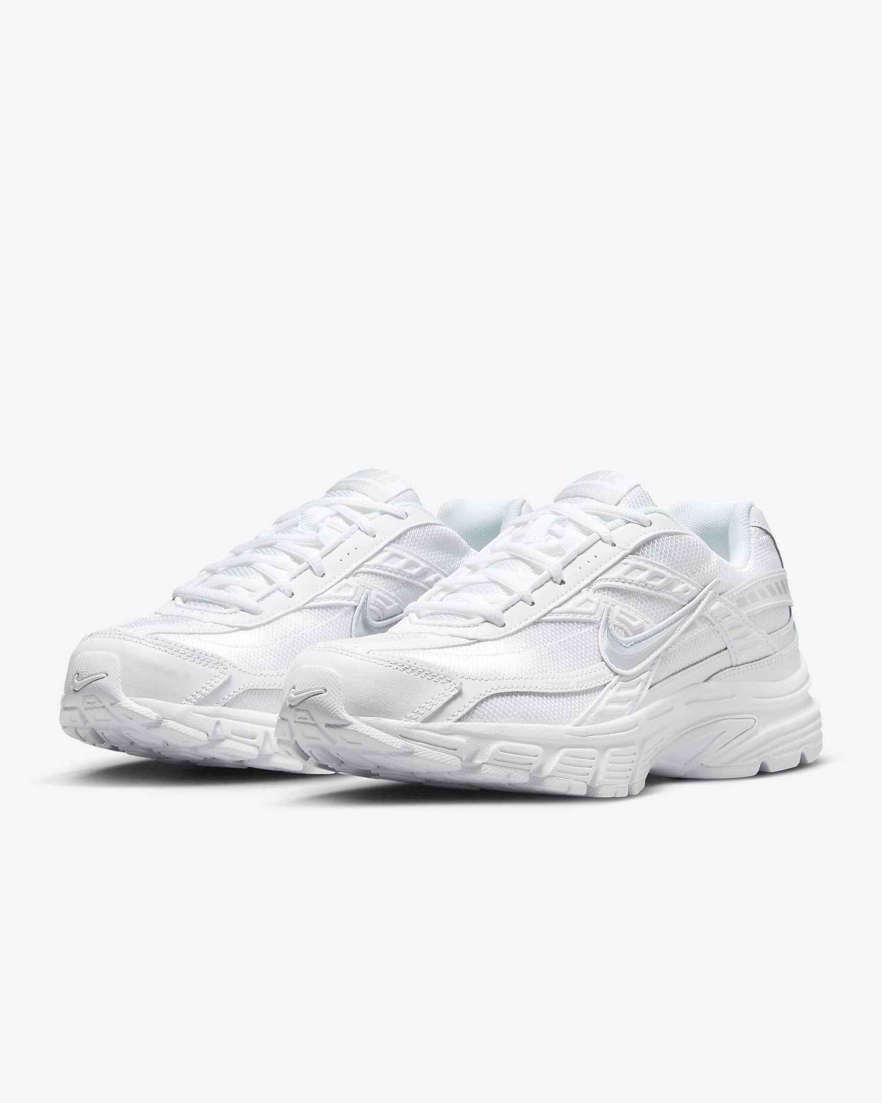 Calzado para mujer Nike Initiator - Blanco/Polvo fotón/Plata metalizado