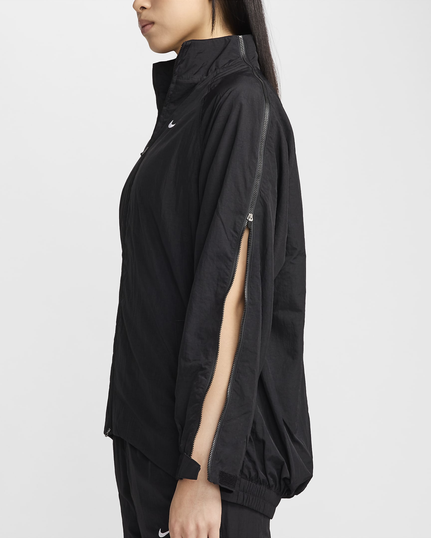 Nike Sportswear Collection Women's Oversized Repel Zip Jacket - Black/White