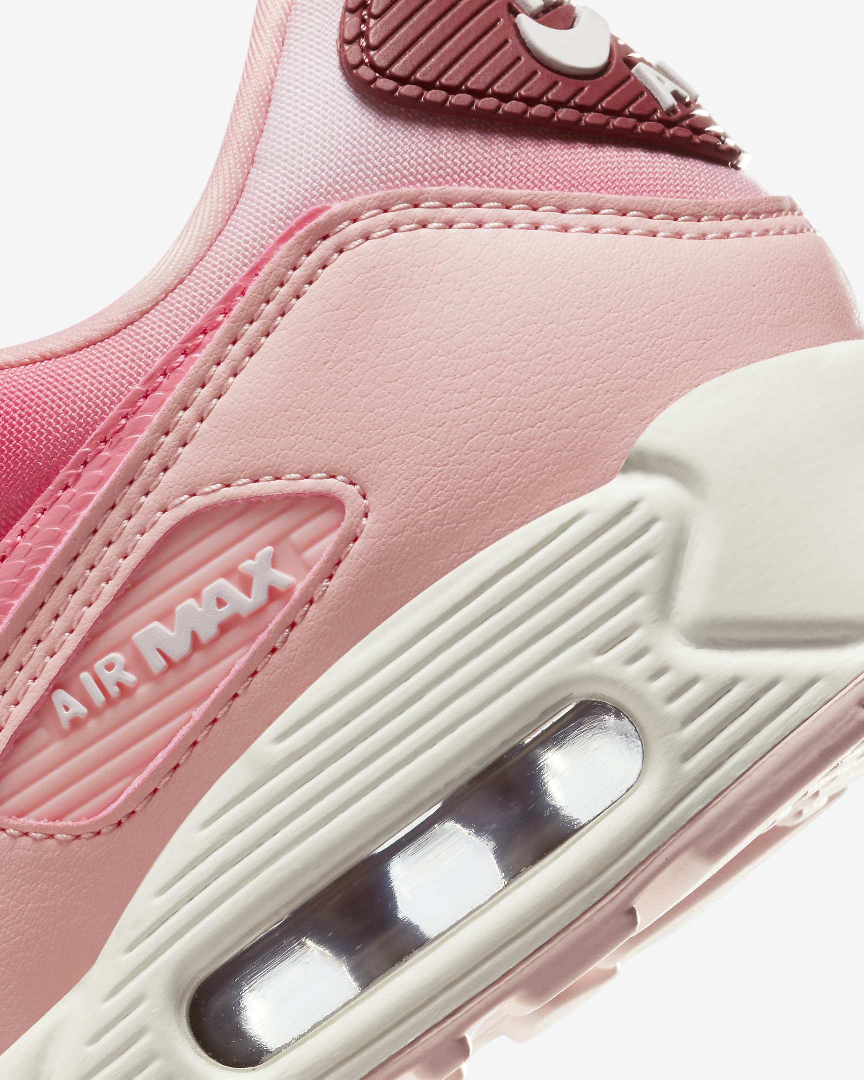 Nike Air Max 90 Women's Shoes. Nike IE