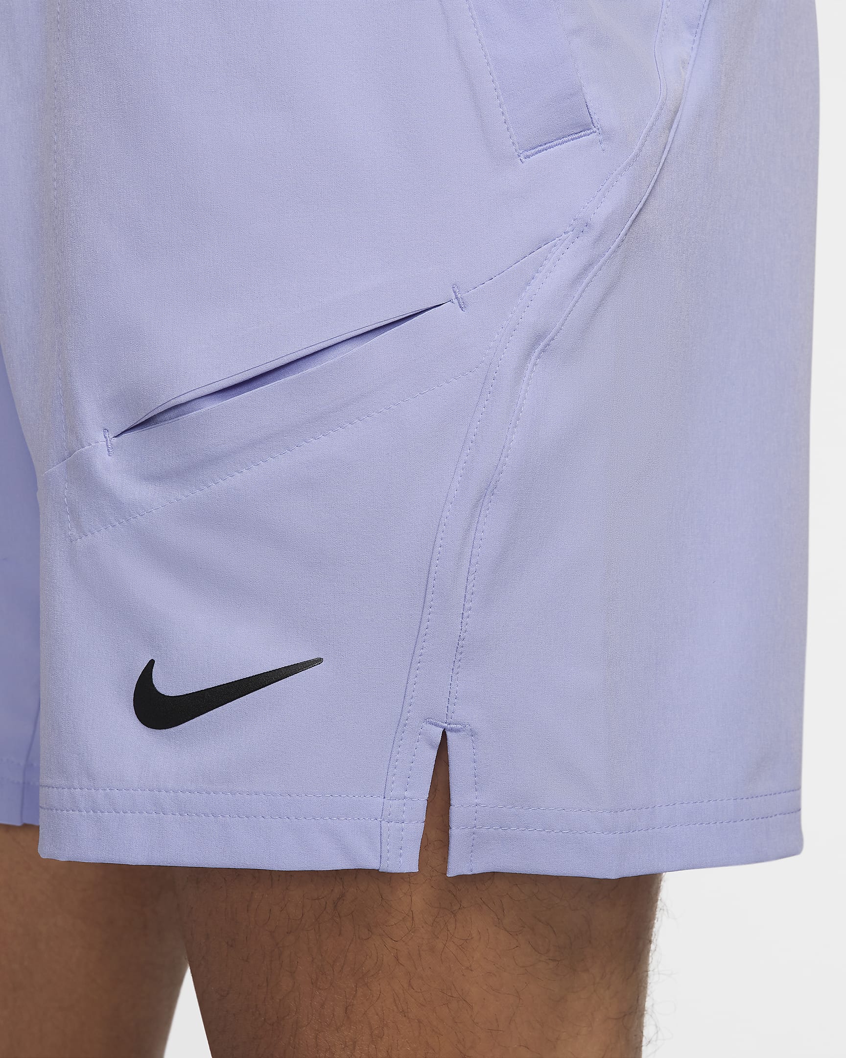 NikeCourt Advantage Dri-FIT Tennisshorts für Herren (ca. 18 cm) - Purple Pulse/Schwarz