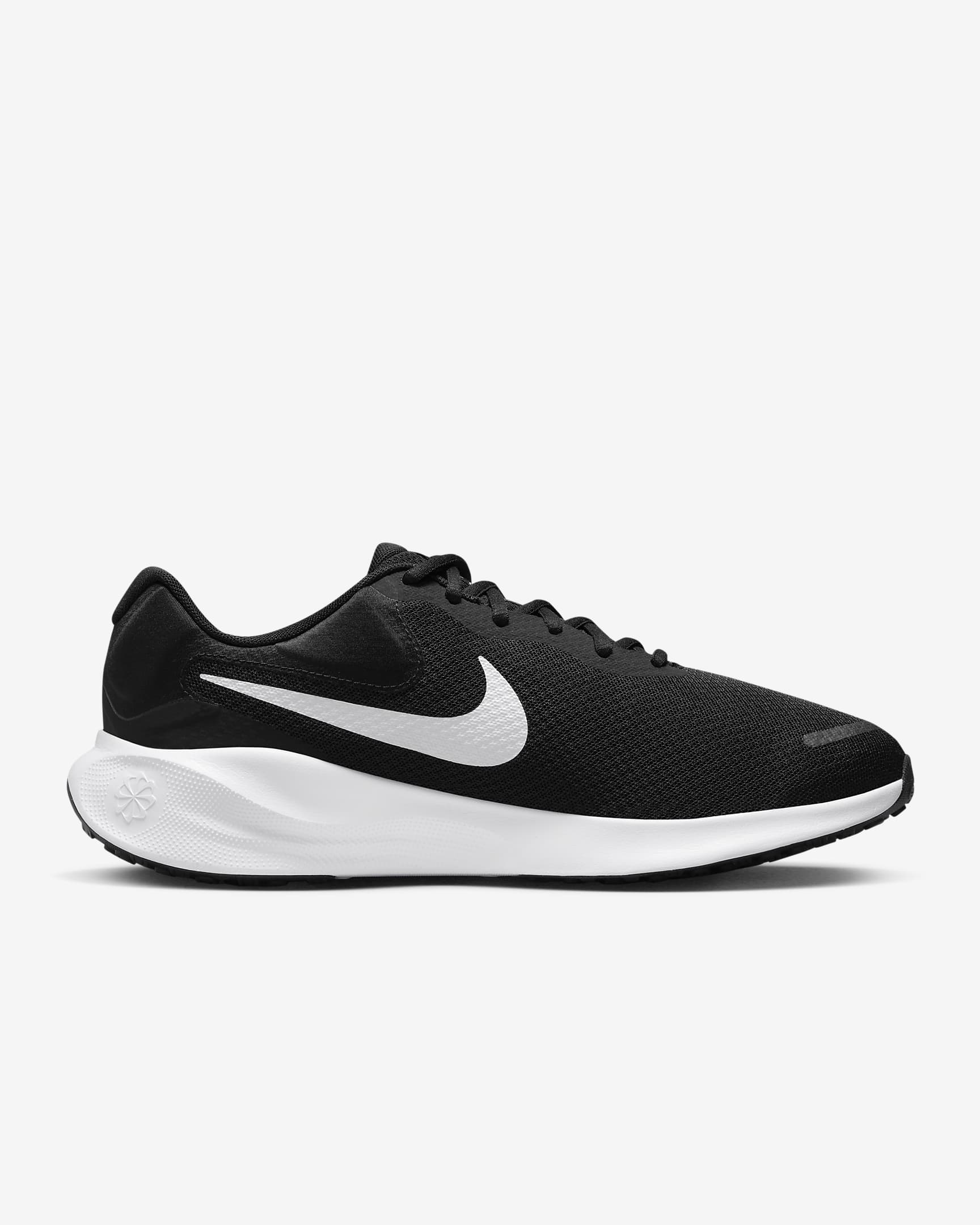 Nike Revolution 7 Men's Road Running Shoes (Extra Wide) - Black/White