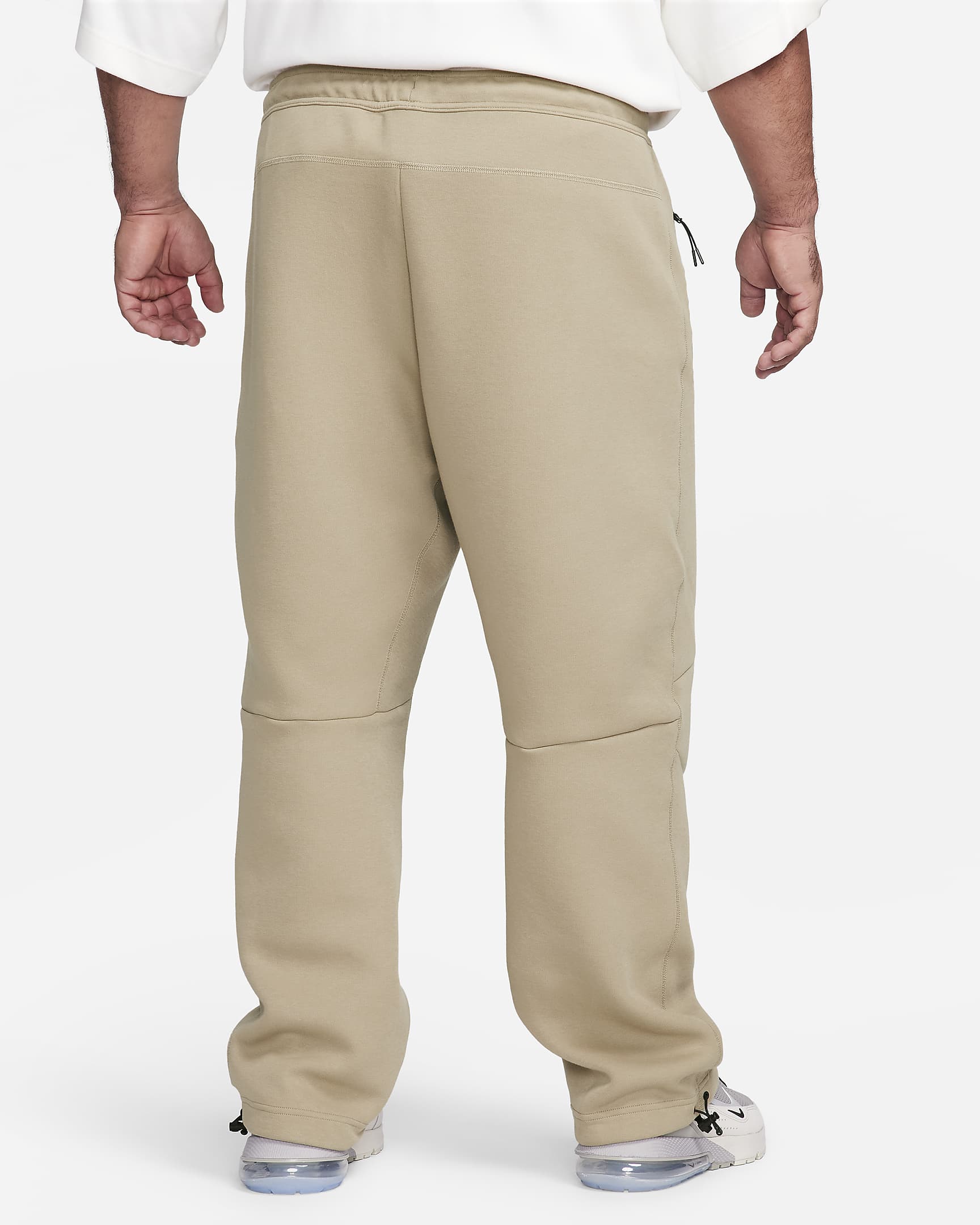 Nike Sportswear Tech Fleece Men's OpenHem Sweatpants.