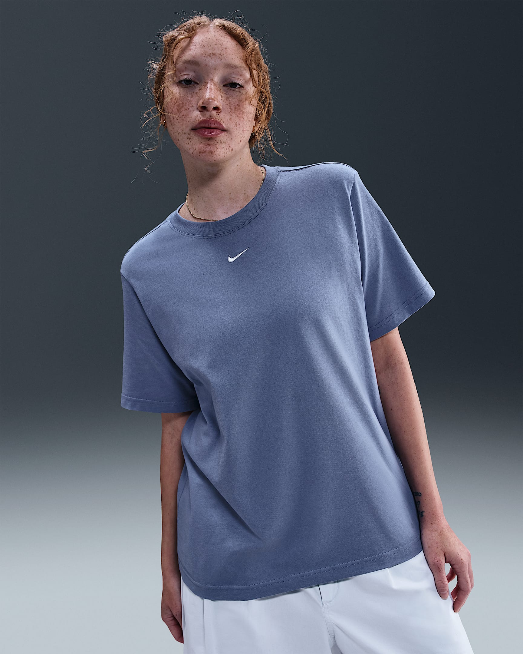 Nike Sportswear Essential Women's T-Shirt - World Indigo/Sail