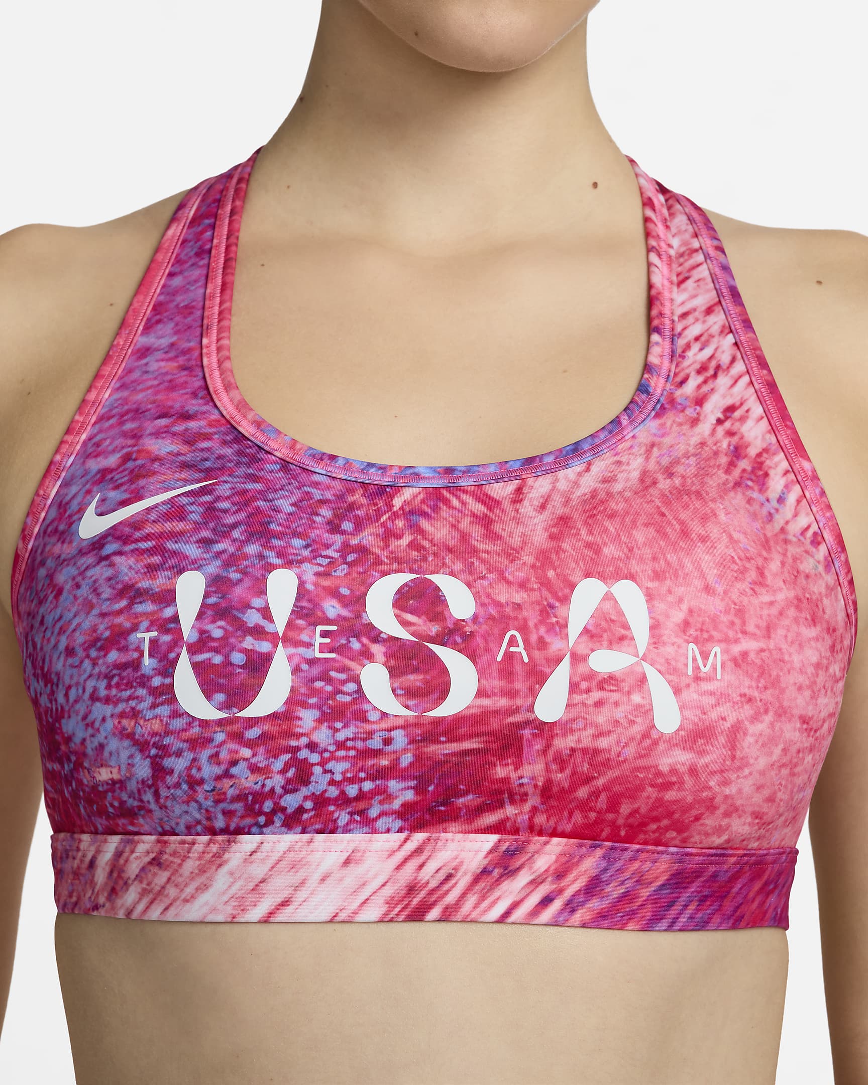 Bra deportivo con almohadillas para mujer Nike Dri-FIT USA Swoosh - Hiperrosa/Blanco