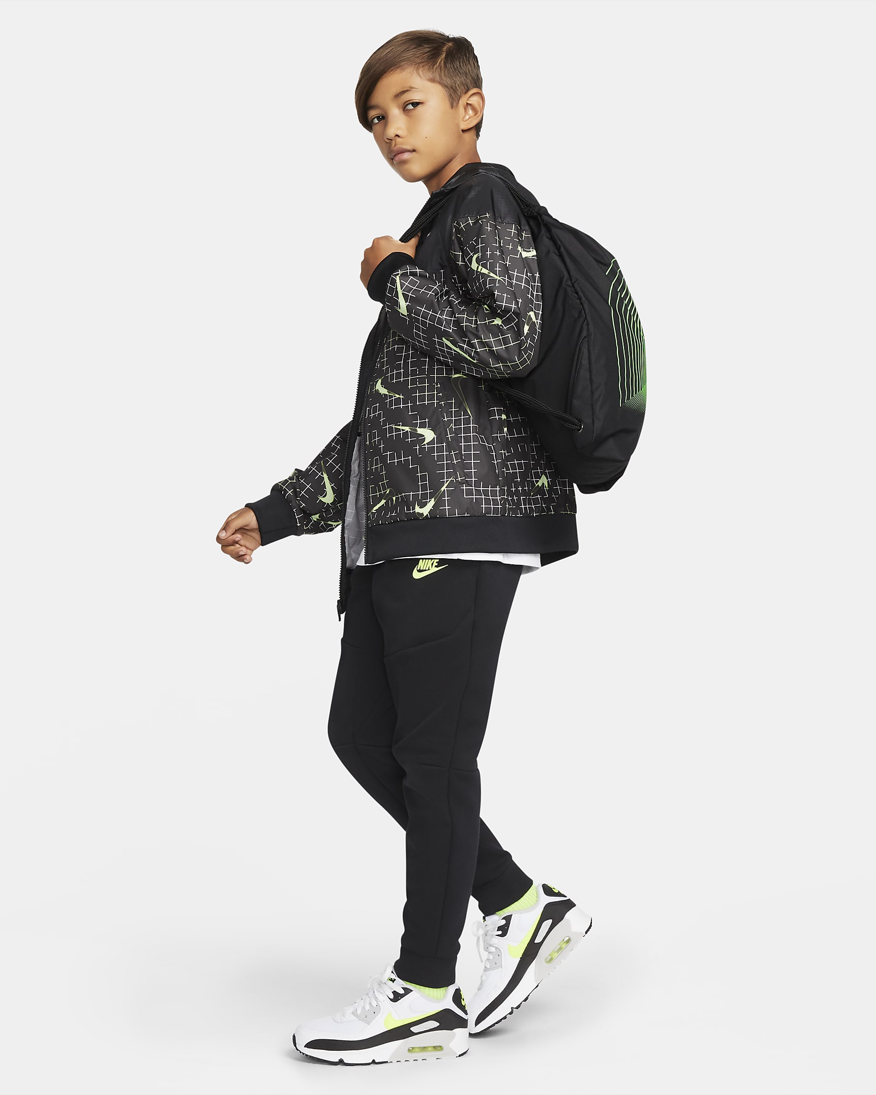 Nike Kids' Drawstring Bag (12L). Nike.com