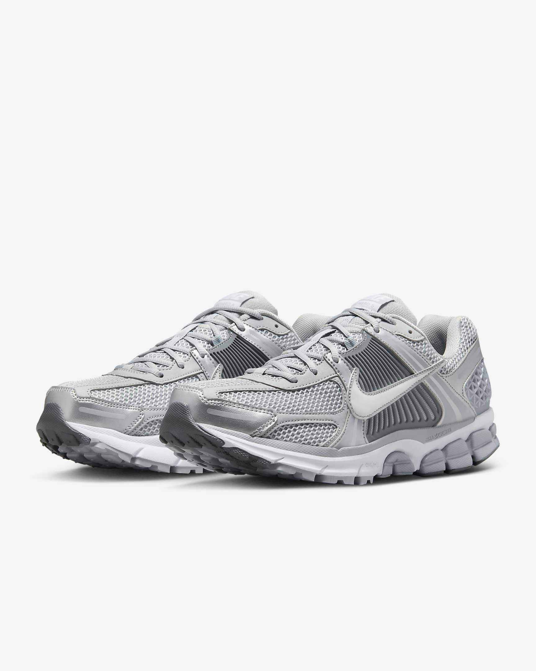 Buty męskie Nike Zoom Vomero 5 - Wolf Grey/Metallic Silver/Cool Grey/Biel