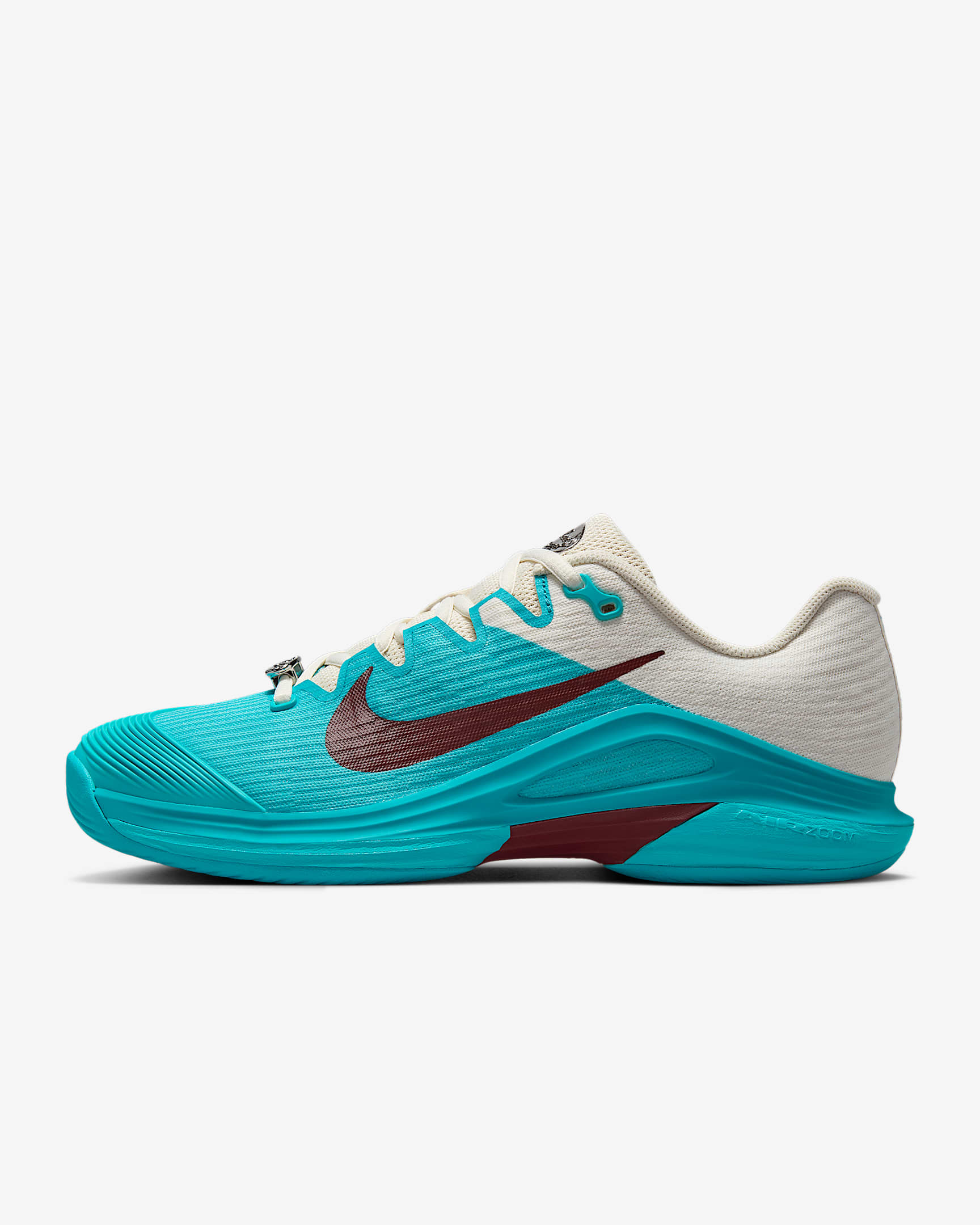 Tenis de tenis para cancha dura para mujer Nike Vapor 12 Premium - Cactus empolvado/Marfil pálido/Plata metalizado/Rojo team oscuro