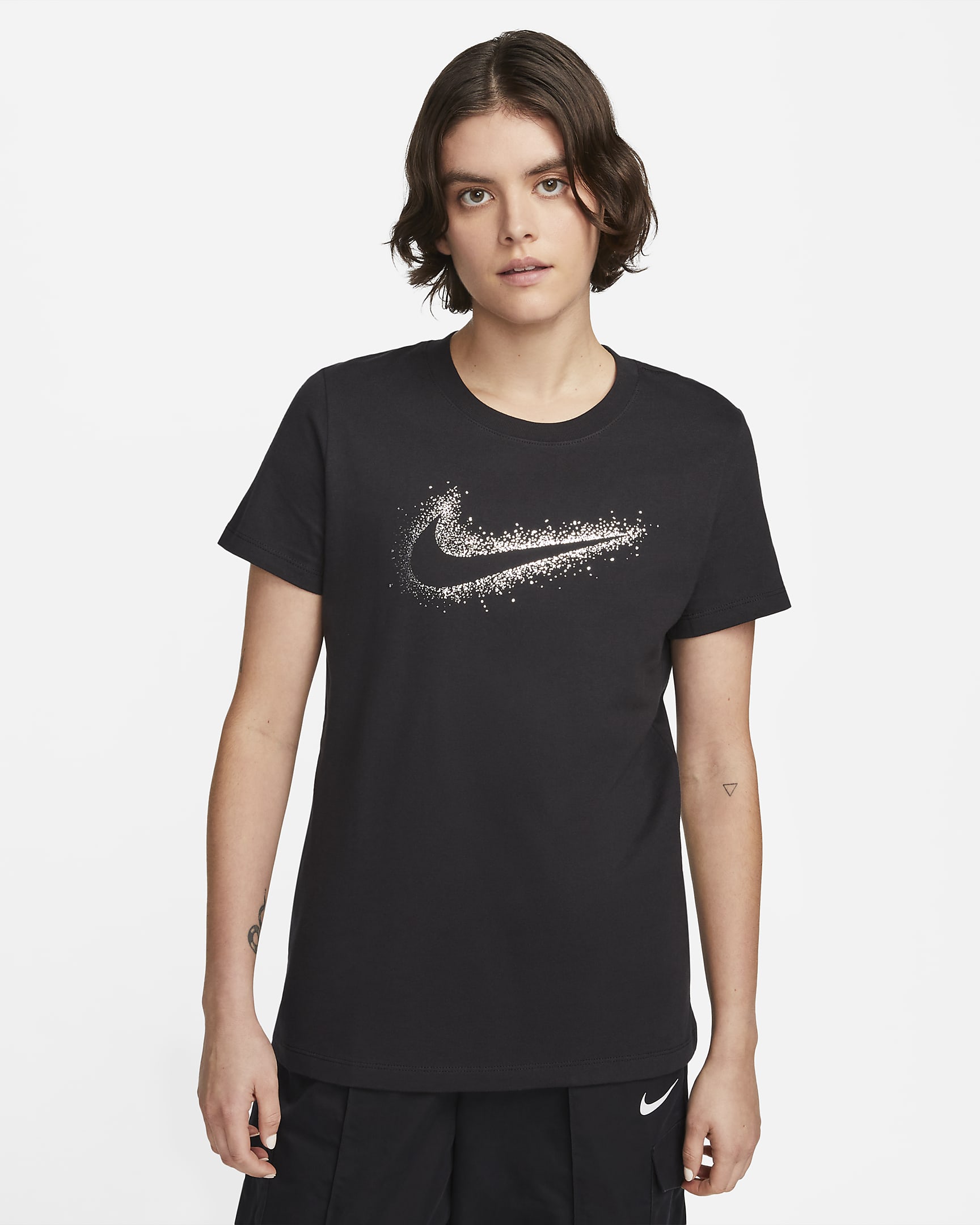 Nike Sportswear Swoosh Women's Graphic T-Shirt - Black