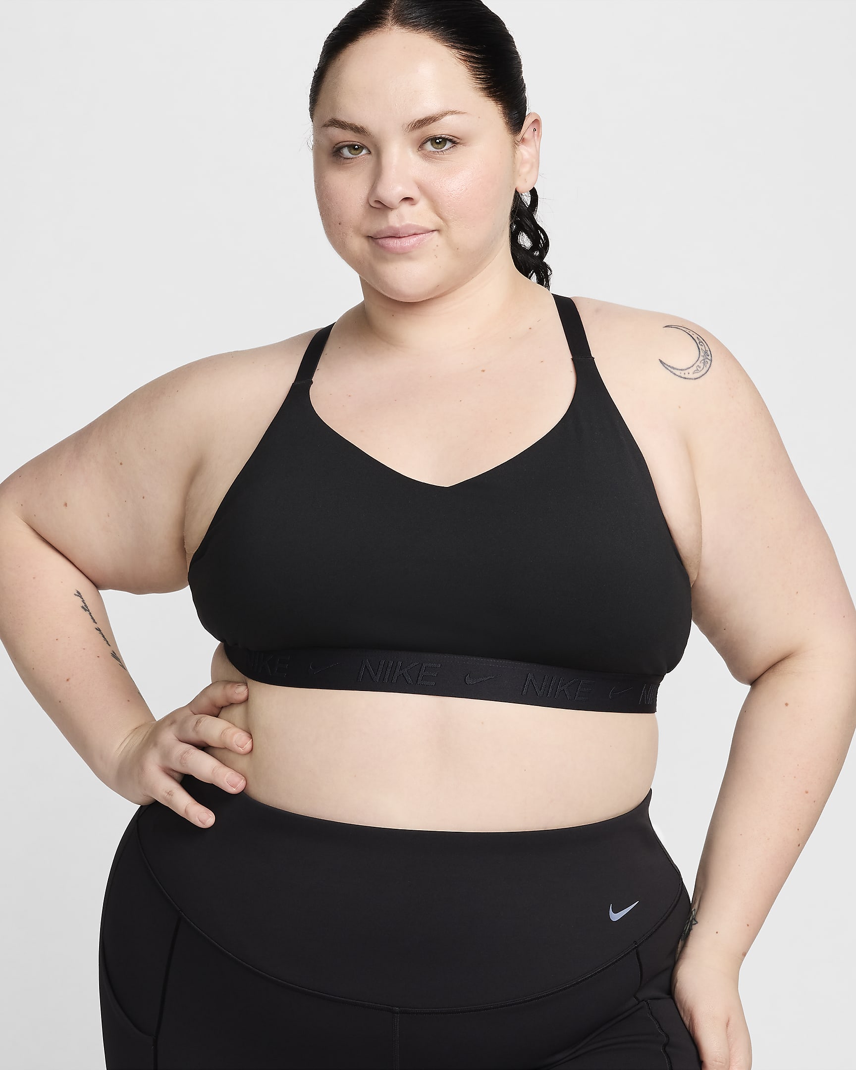 Nike Indy Light Support justerbar sports-BH med innlegg til dame (Plus Size) - Svart/Svart/Svart