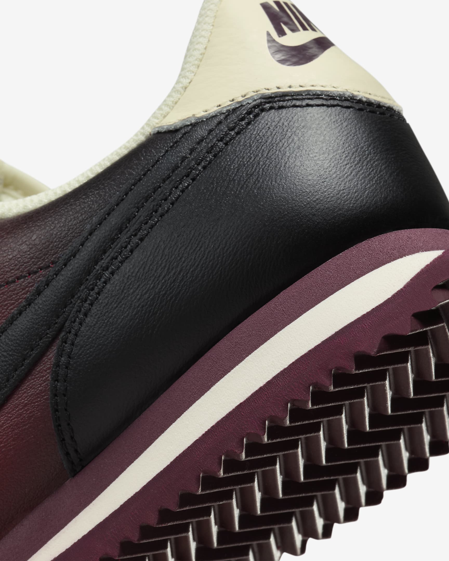 cortez nike womens shoes