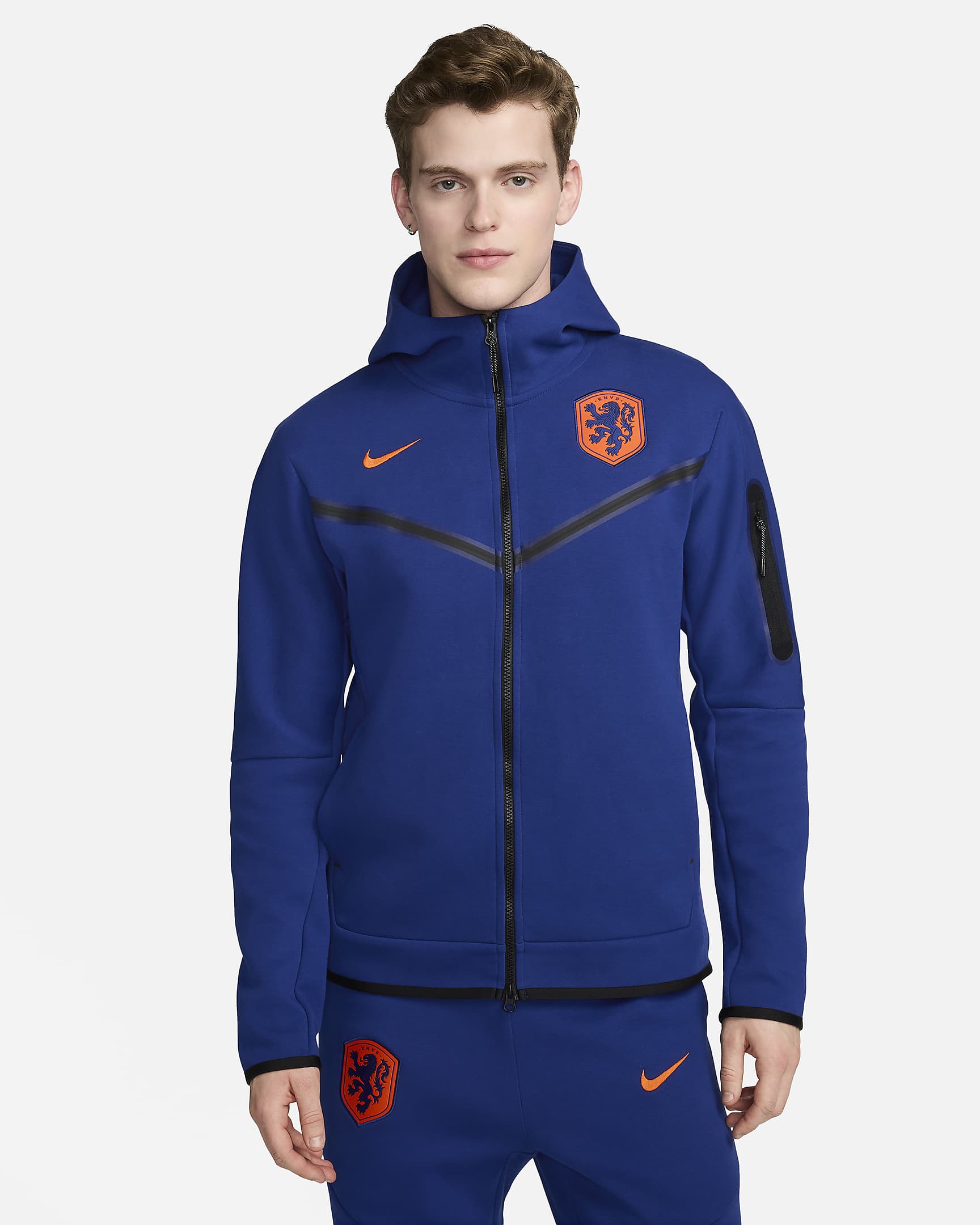 Pánská fotbalová mikina Nike Nizozemsko Tech Fleece Windrunner s kapucí a zipem po celé délce - Deep Royal Blue/Safety Orange