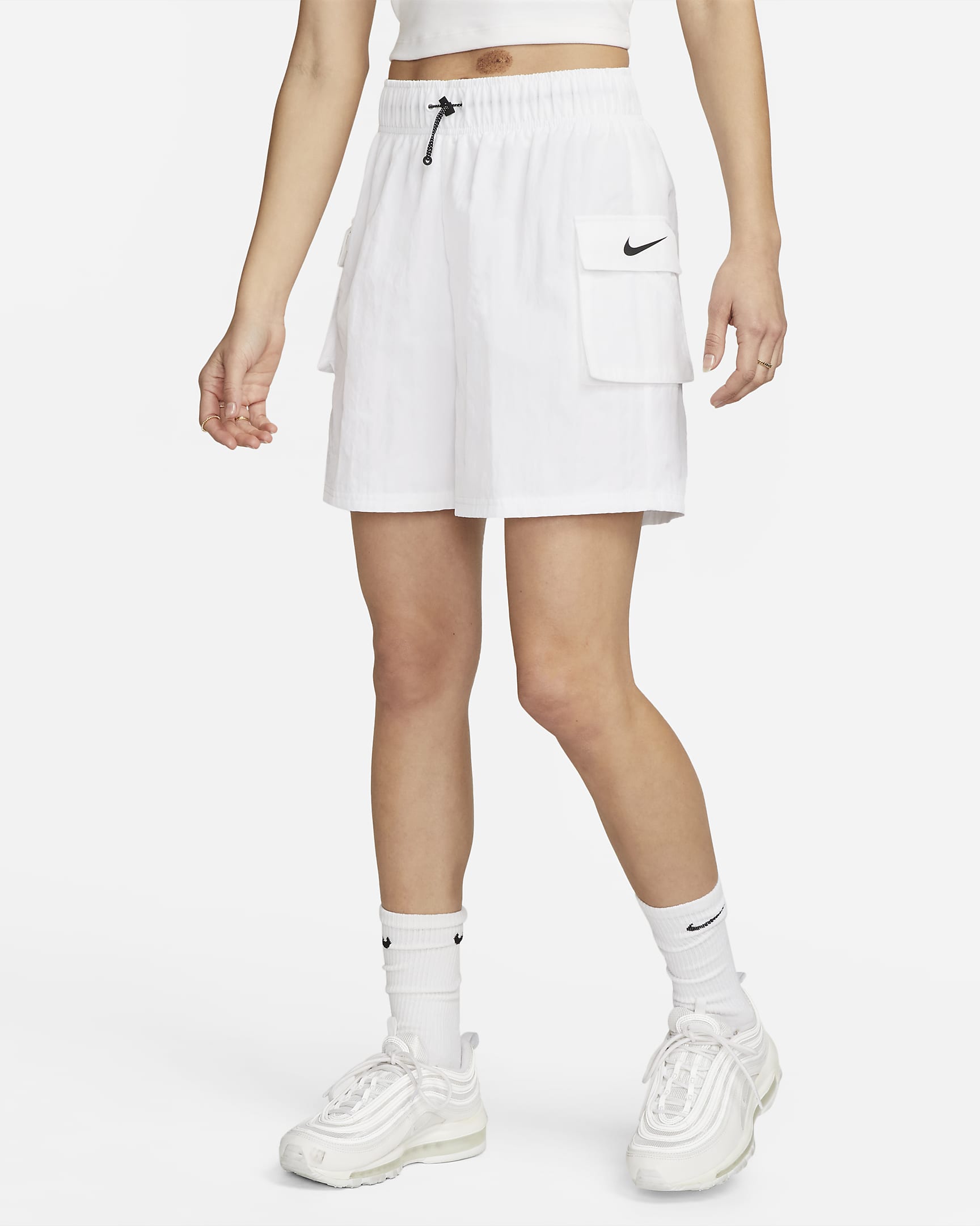 Nike Sportswear Essential Women's Woven HighRise Shorts. Nike SA