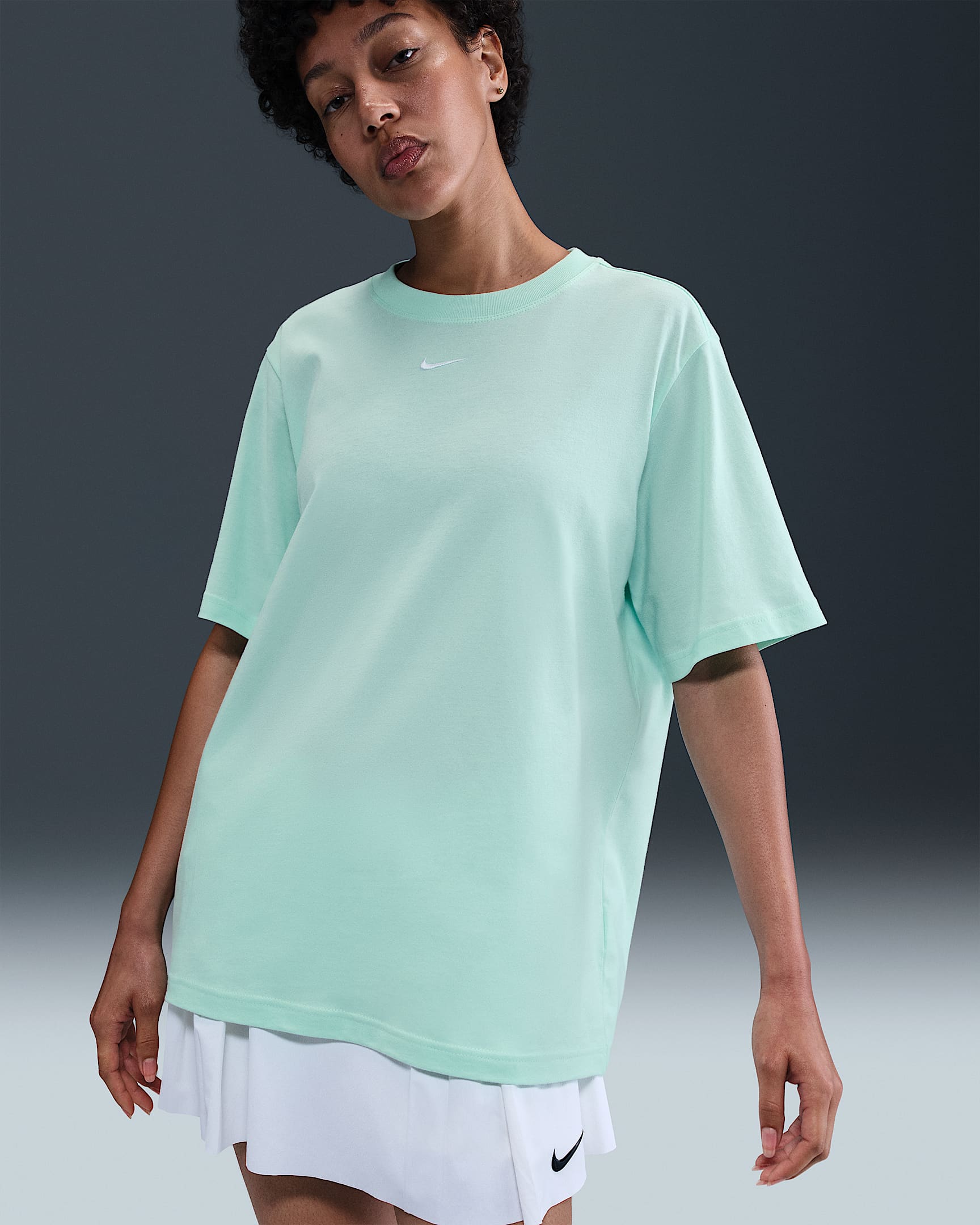 Nike Sportswear Essential Damen-T-Shirt - Mint Foam