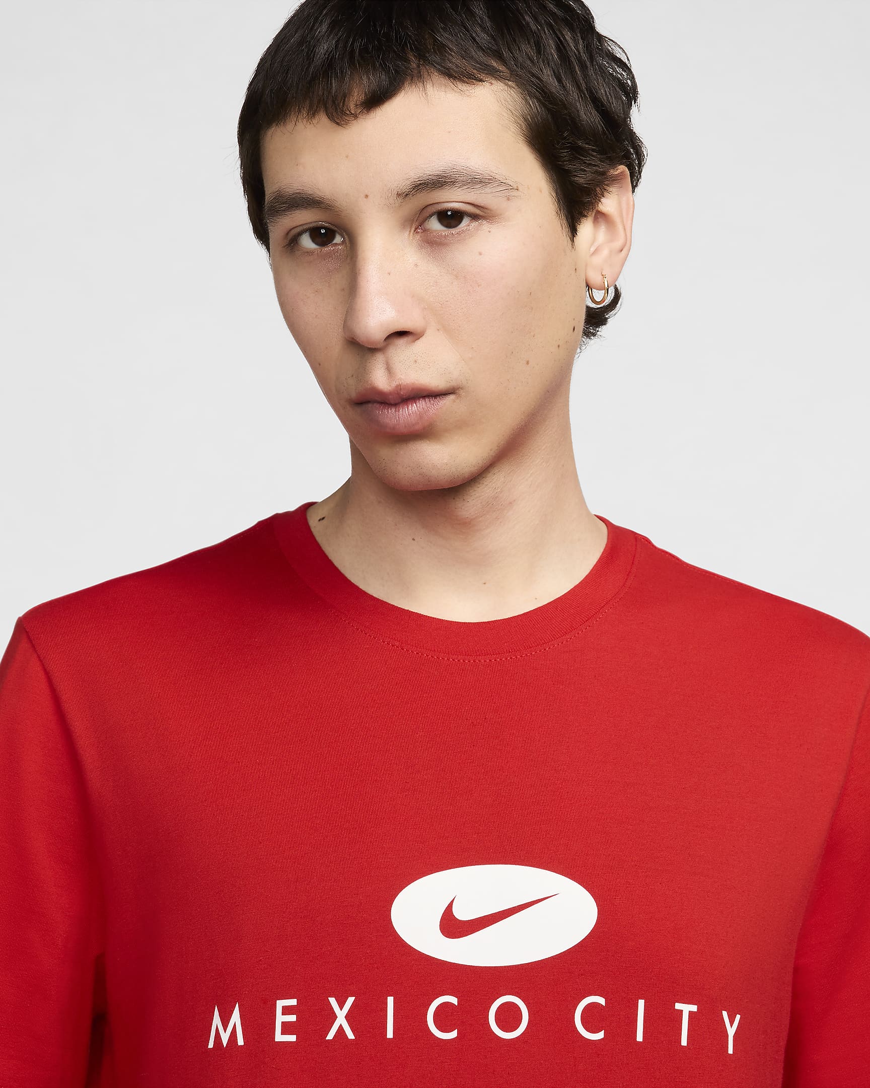 Playera City para hombre Nike Sportswear - Rojo universitario/Blanco