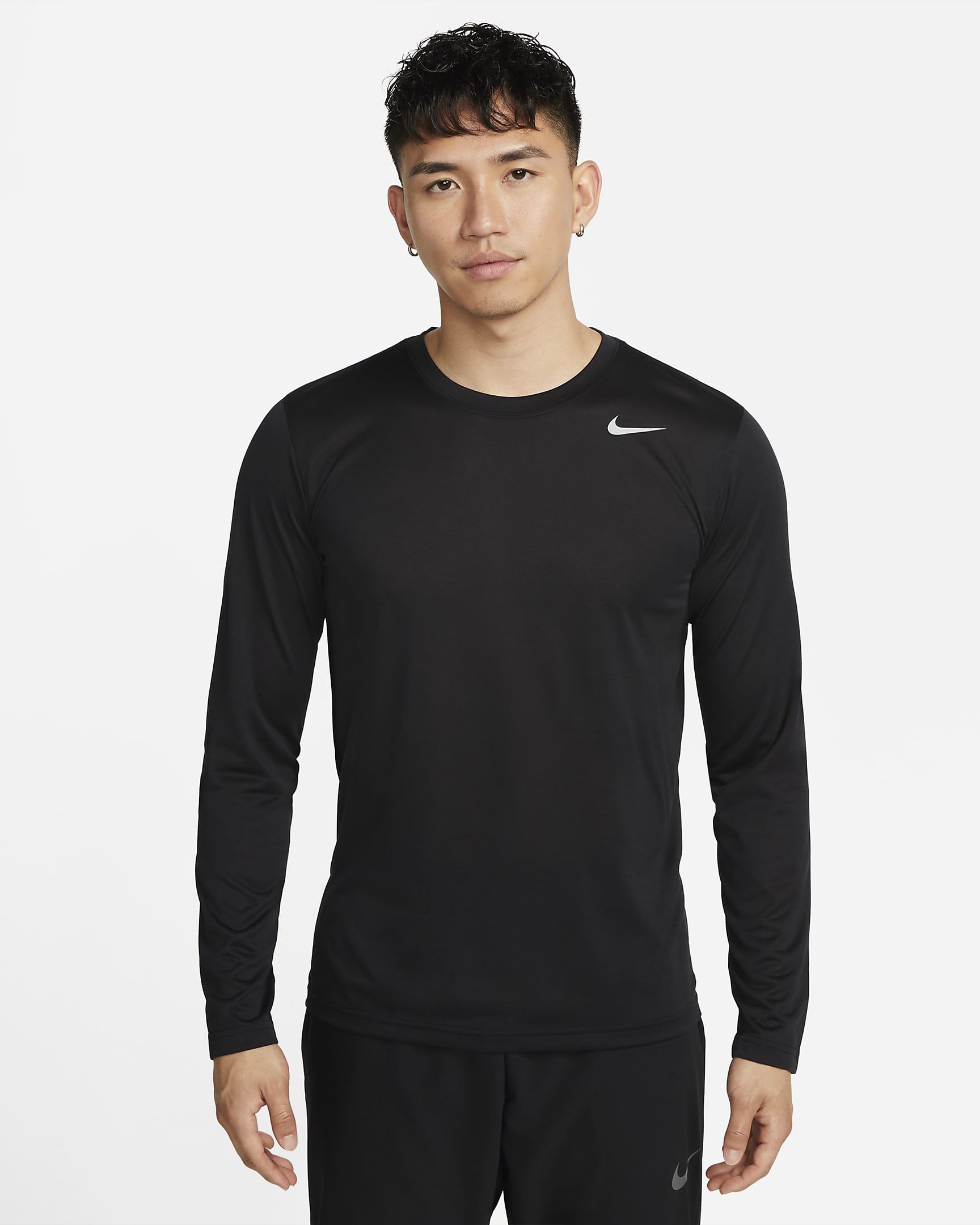 Nike Dri-FIT Men's Long-Sleeve Training T-Shirt. Nike MY