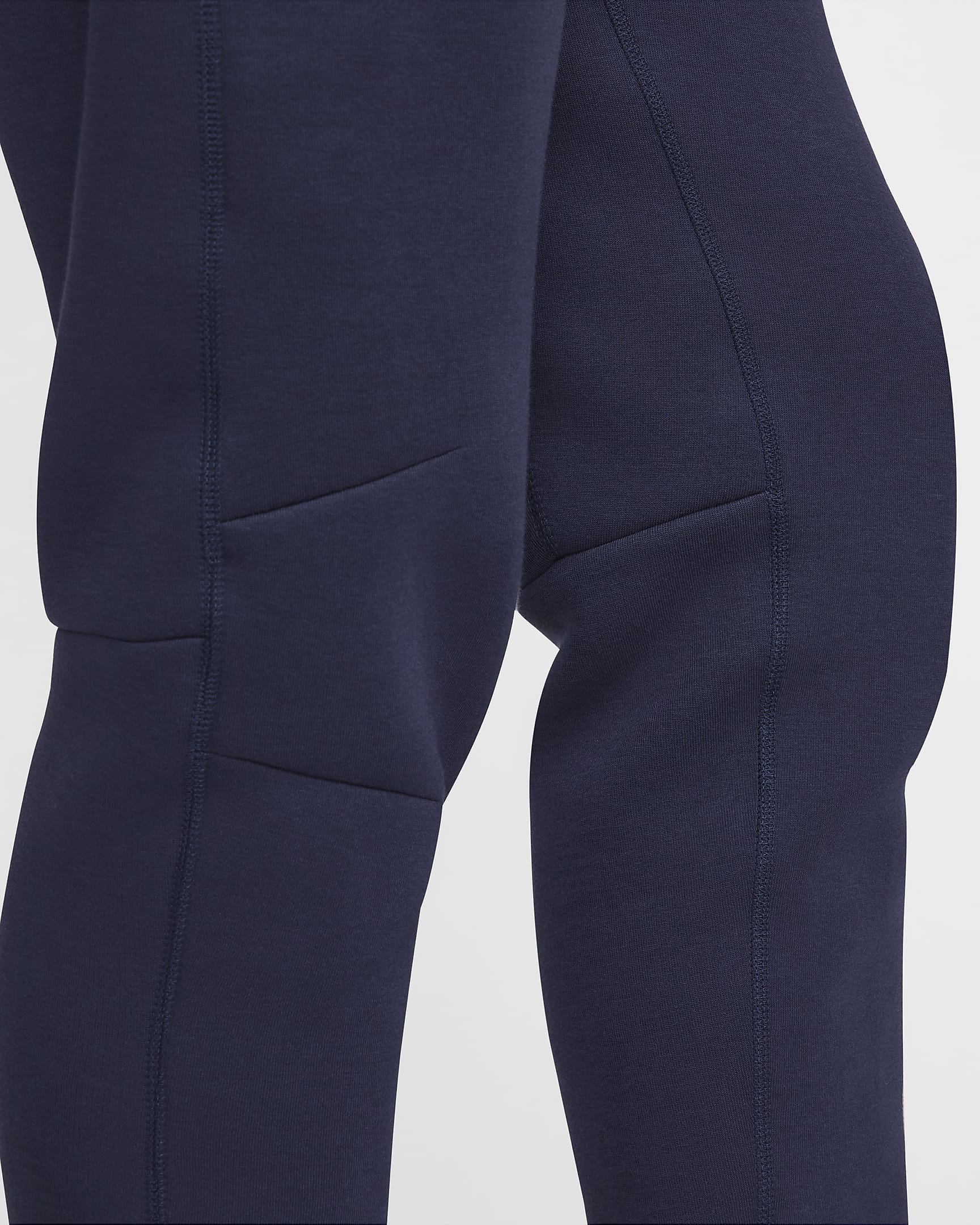 Chelsea F.C. Tech Fleece Men's Nike Football Joggers - Obsidian/Guava Ice