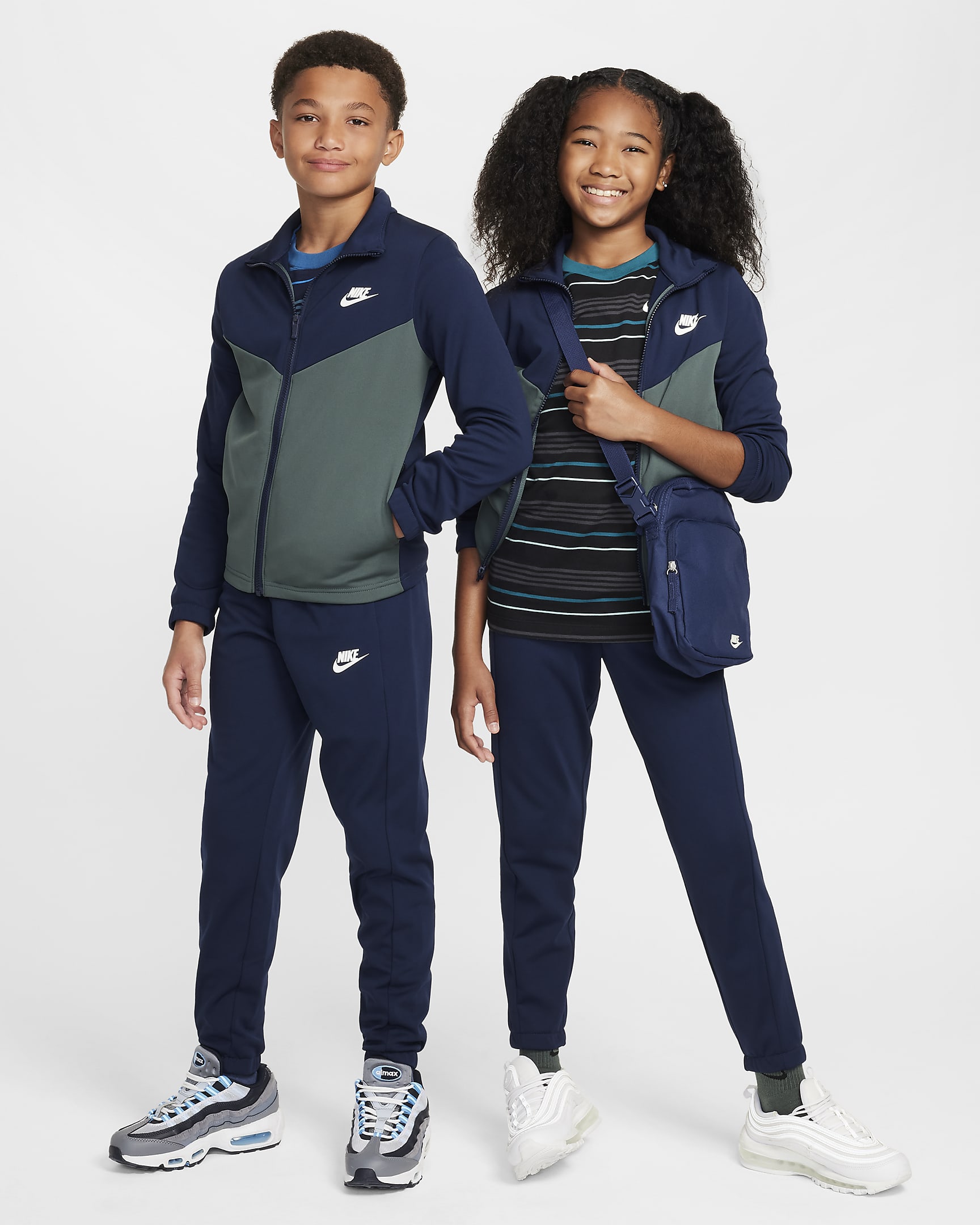 Nike Sportswear Older Kids' Tracksuit - Obsidian/Vintage Green/Obsidian/White