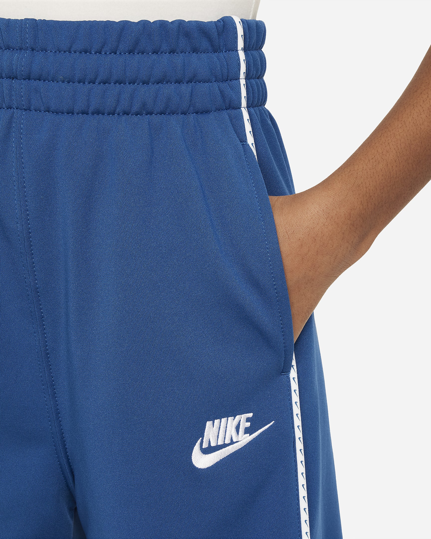 Nike Sportswear Big Kids' (Girls') Tracksuit. Nike.com