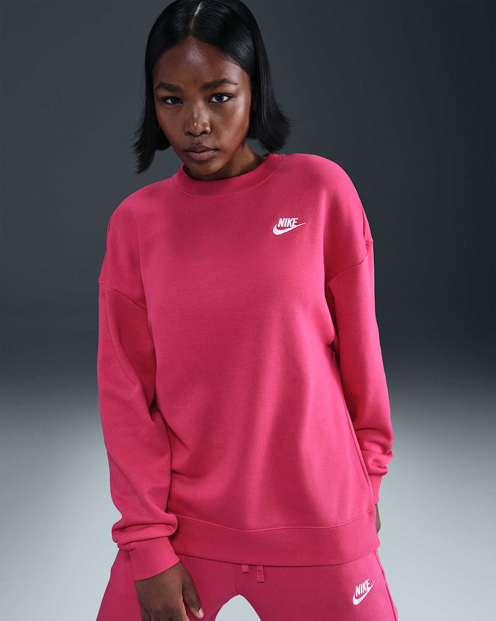 Nike Sportswear Club Fleece Women's Loose Crew-Neck Sweatshirt - Rush Pink/White