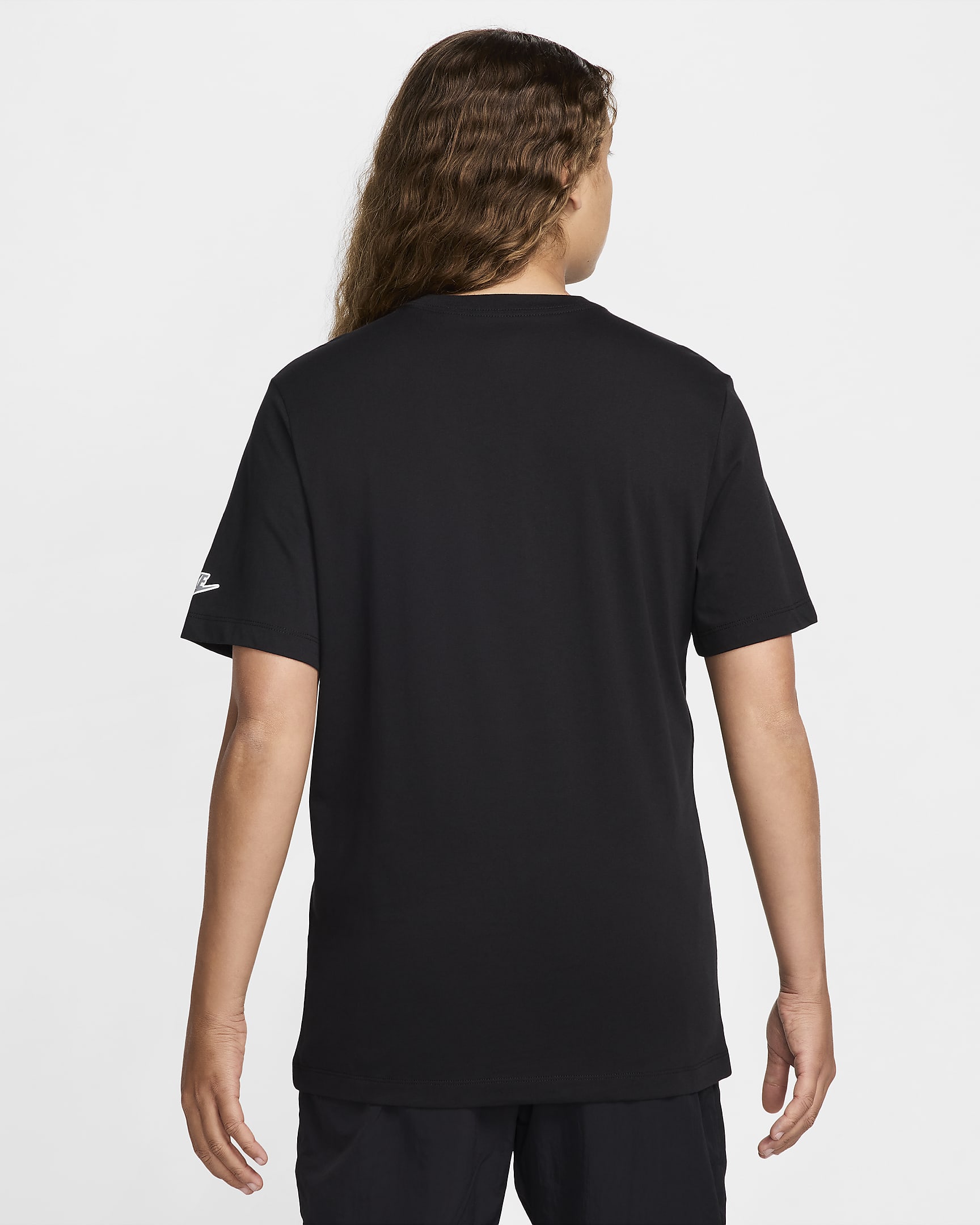 Nike Club Men's T-Shirt. Nike.com