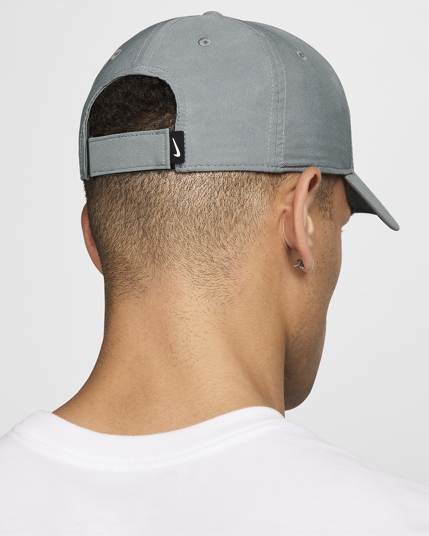 Nike Dri-FIT Club Structured Swoosh Cap - Smoke Grey/Black